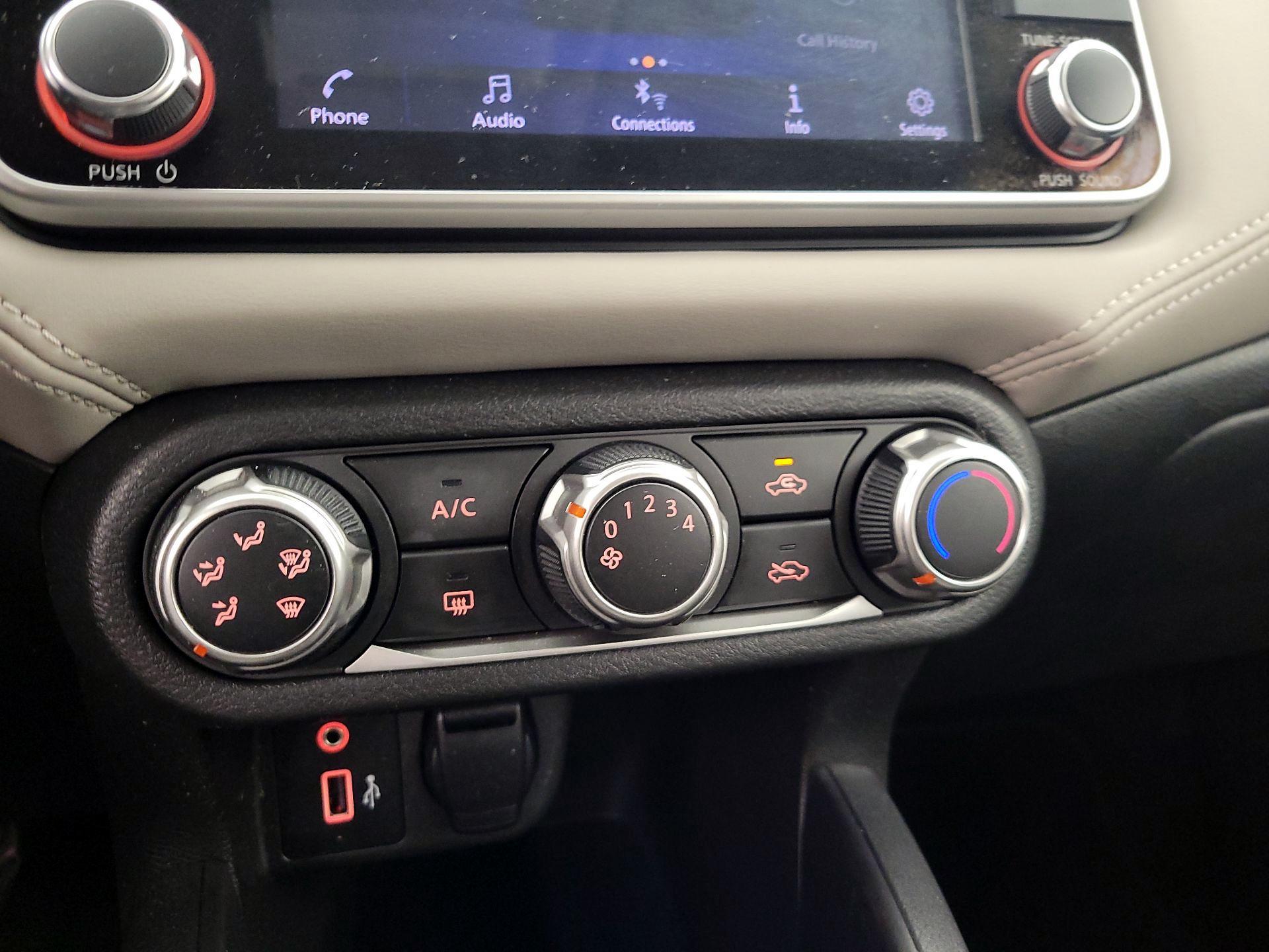 Thumbnail: 2020 Nissan Versa - 16
