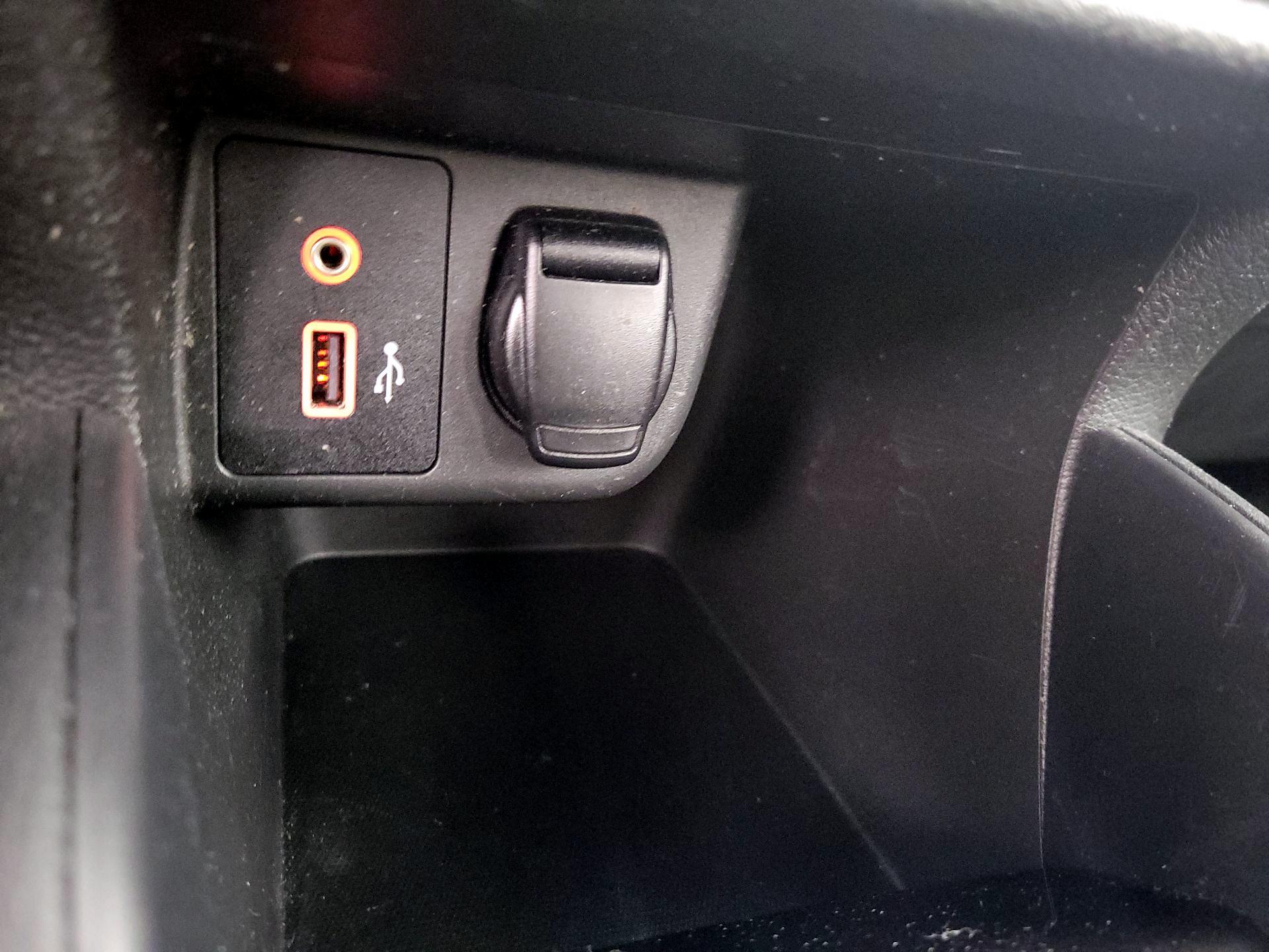 Thumbnail: 2020 Nissan Versa - 18