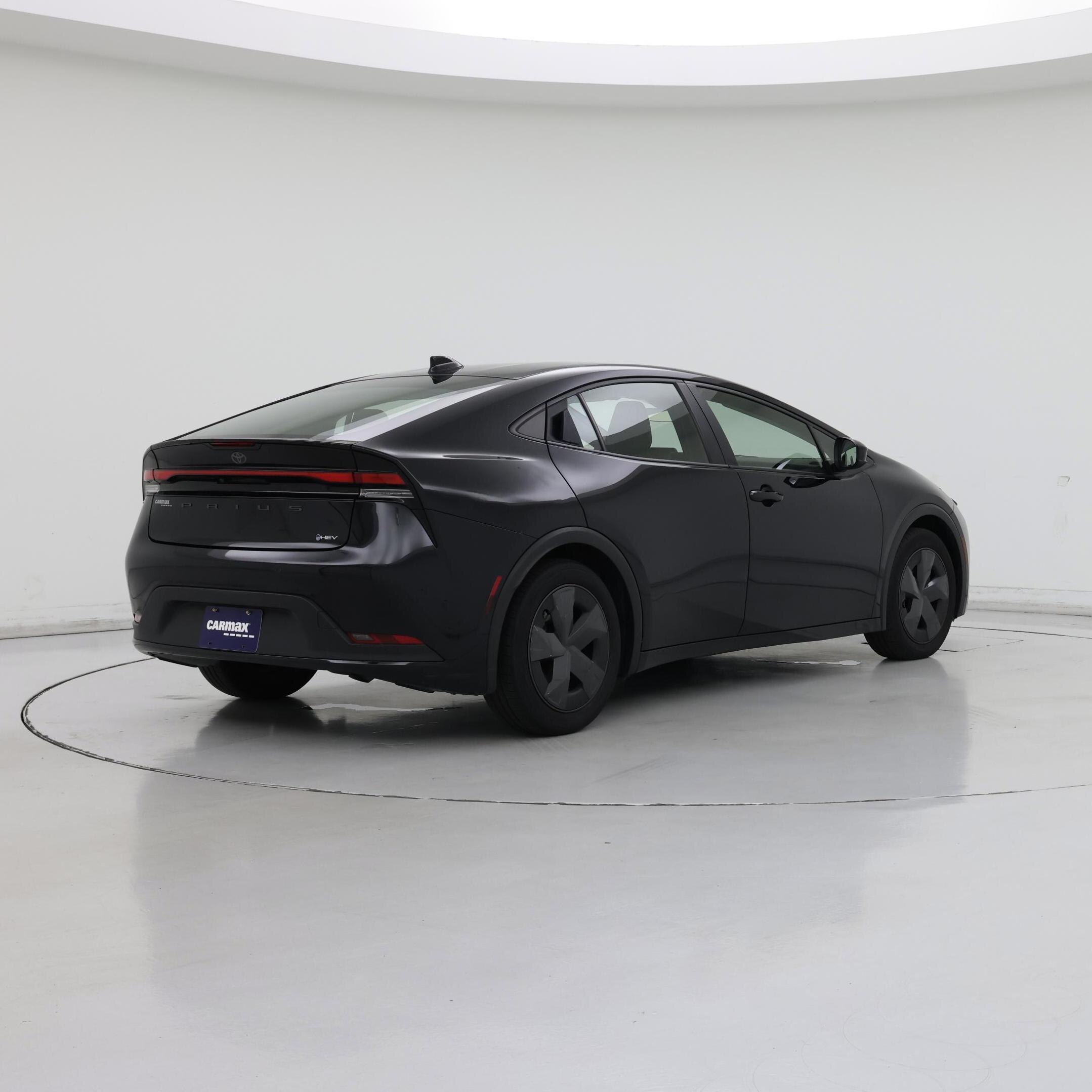 Thumbnail: 2024 Toyota Prius - 8
