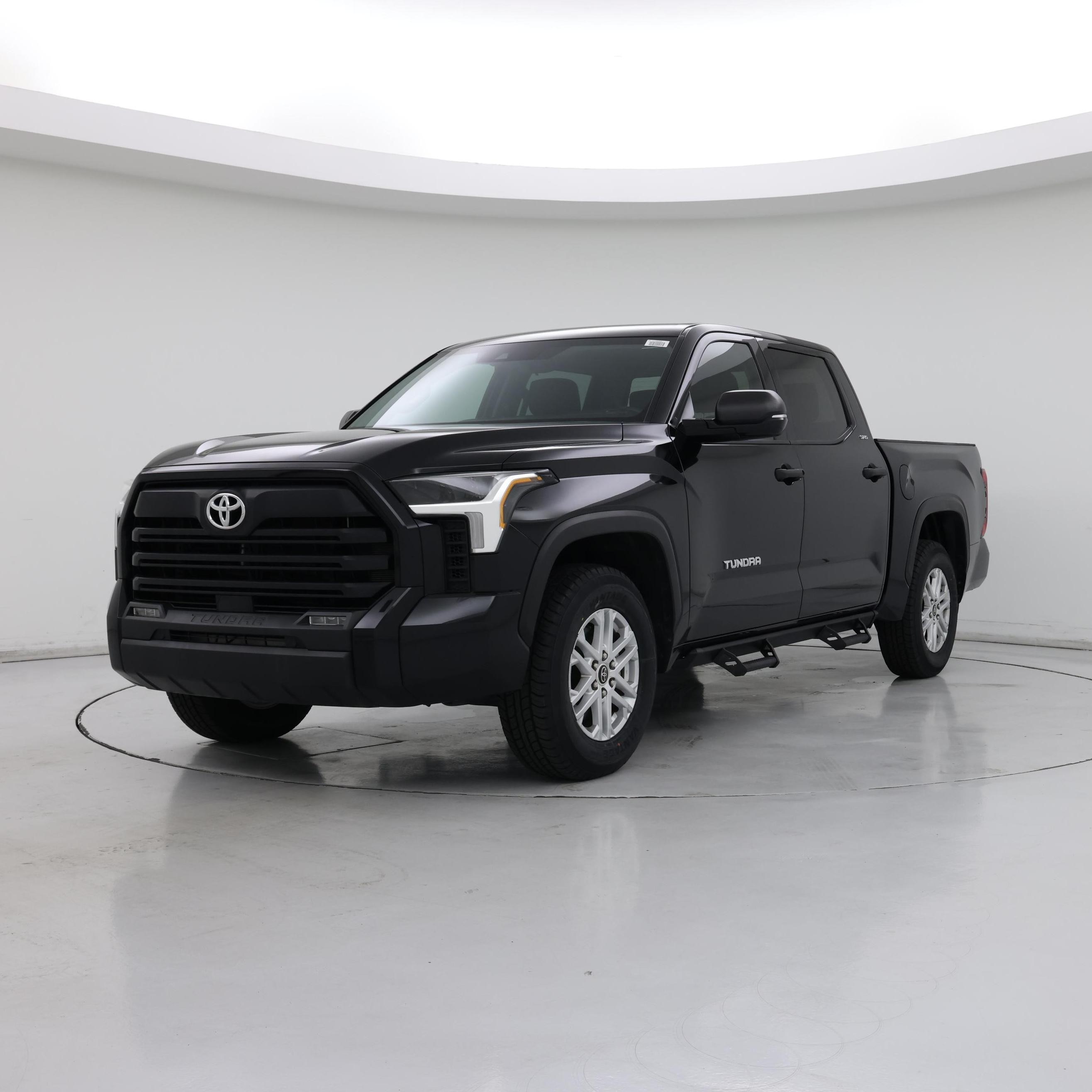 Thumbnail: 2022 Toyota Tundra - 4