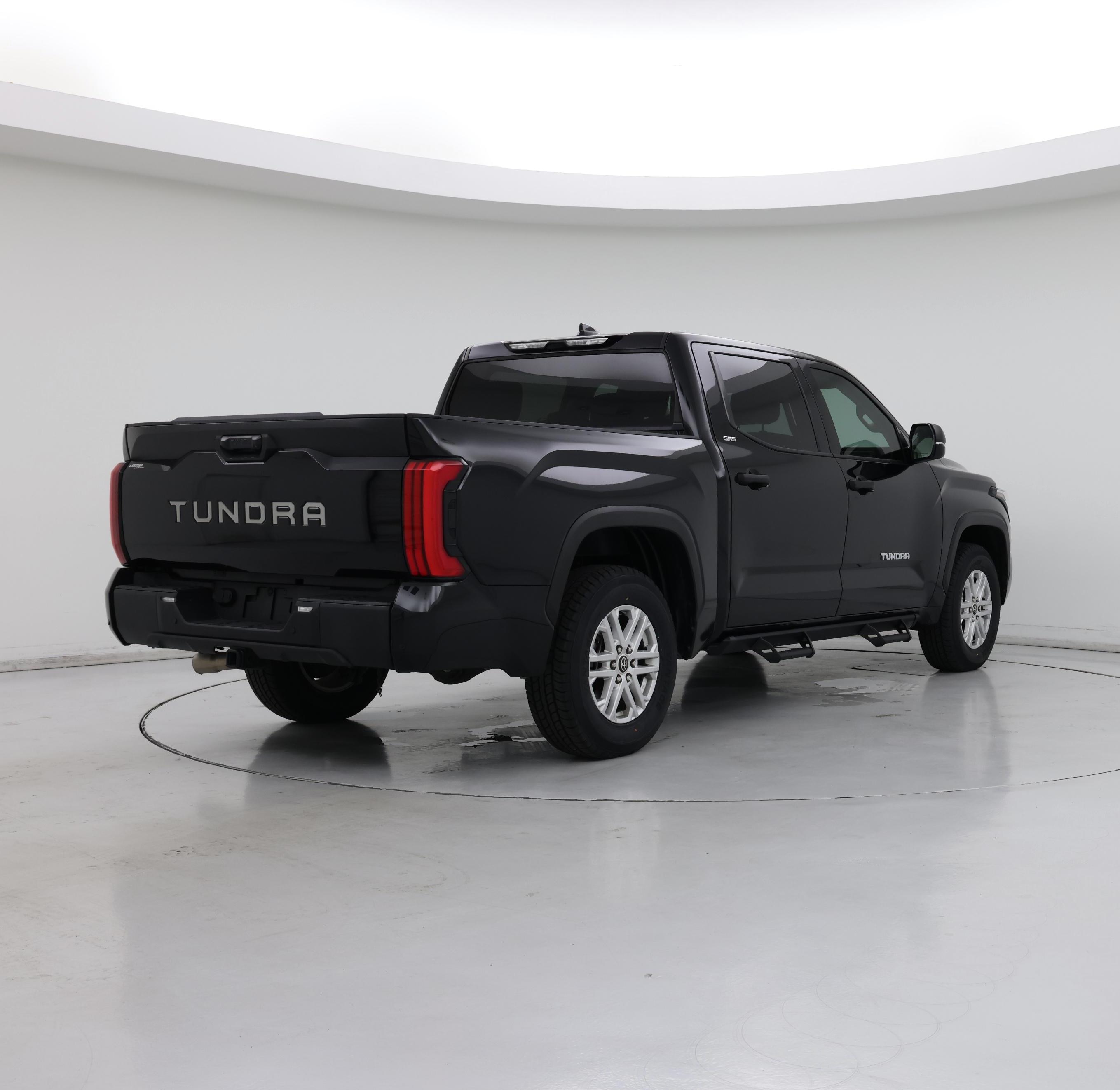 Thumbnail: 2022 Toyota Tundra - 8