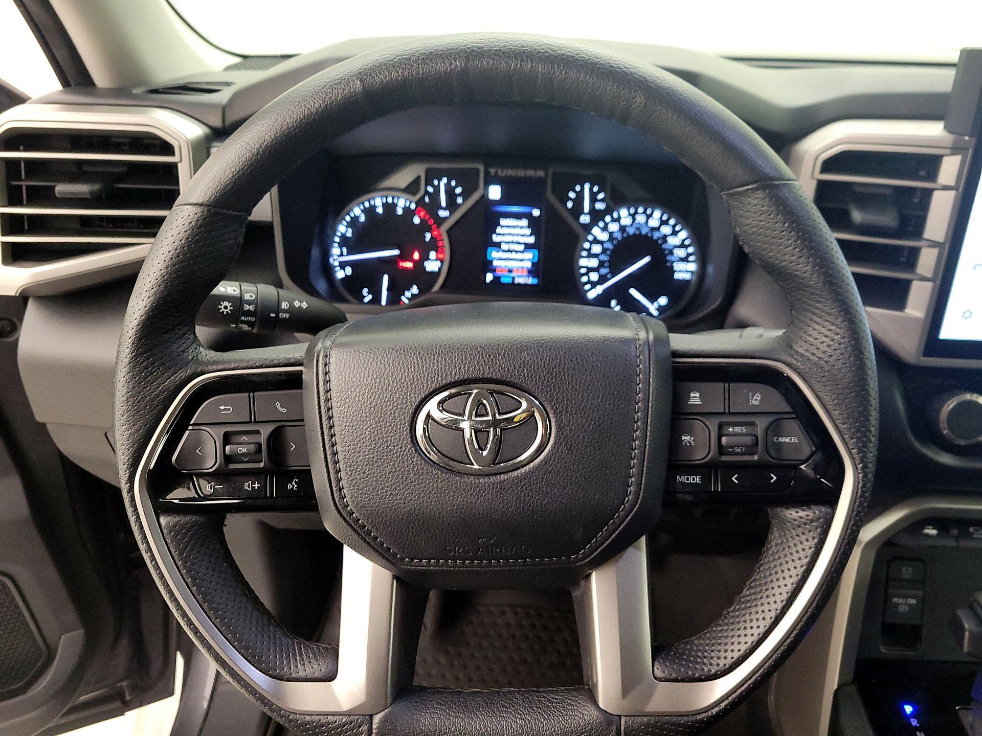 Thumbnail: 2023 Toyota Tundra - 10