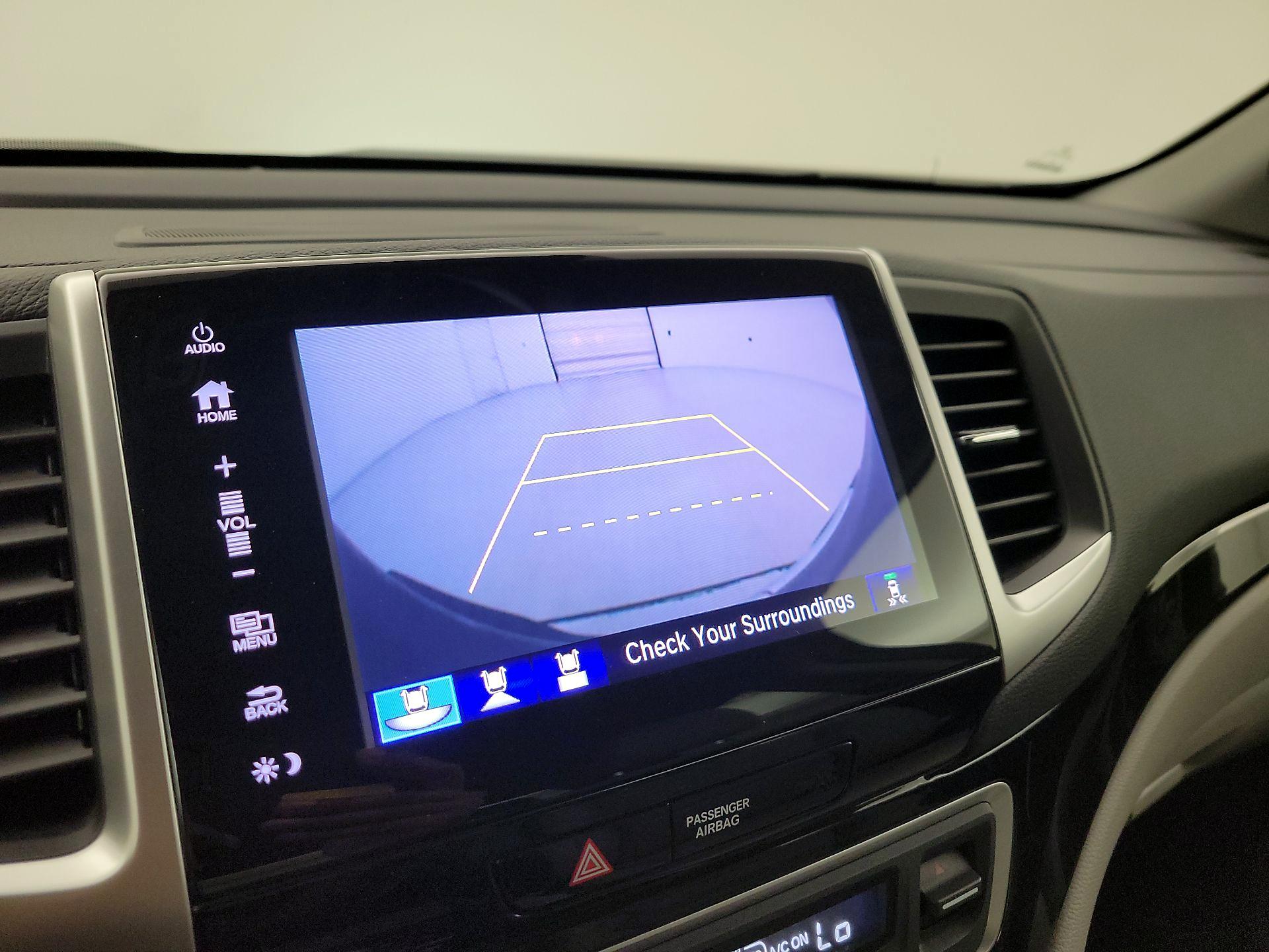 Thumbnail: 2019 Honda Ridgeline - 14