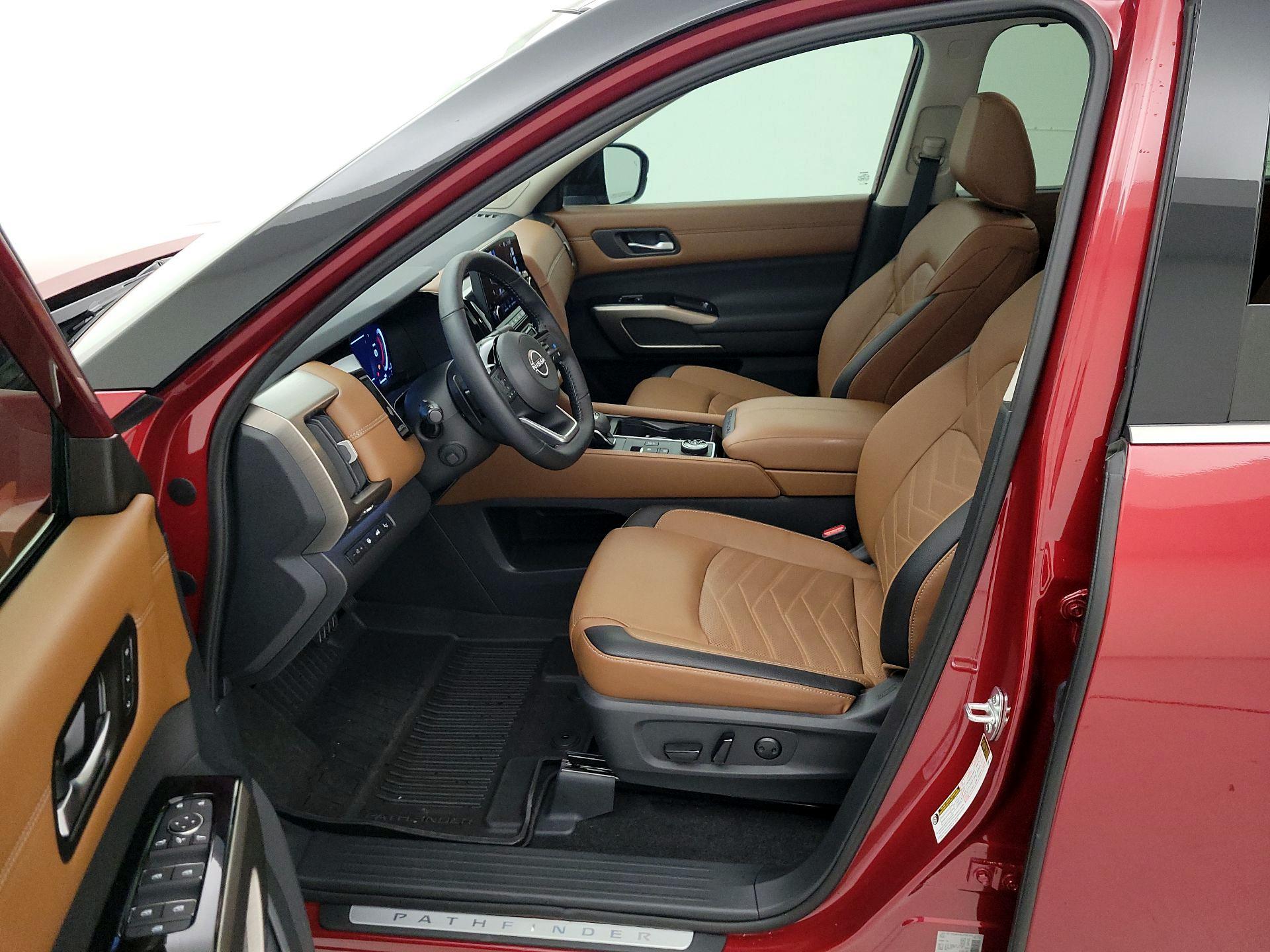 Thumbnail: 2024 Nissan Pathfinder - 11