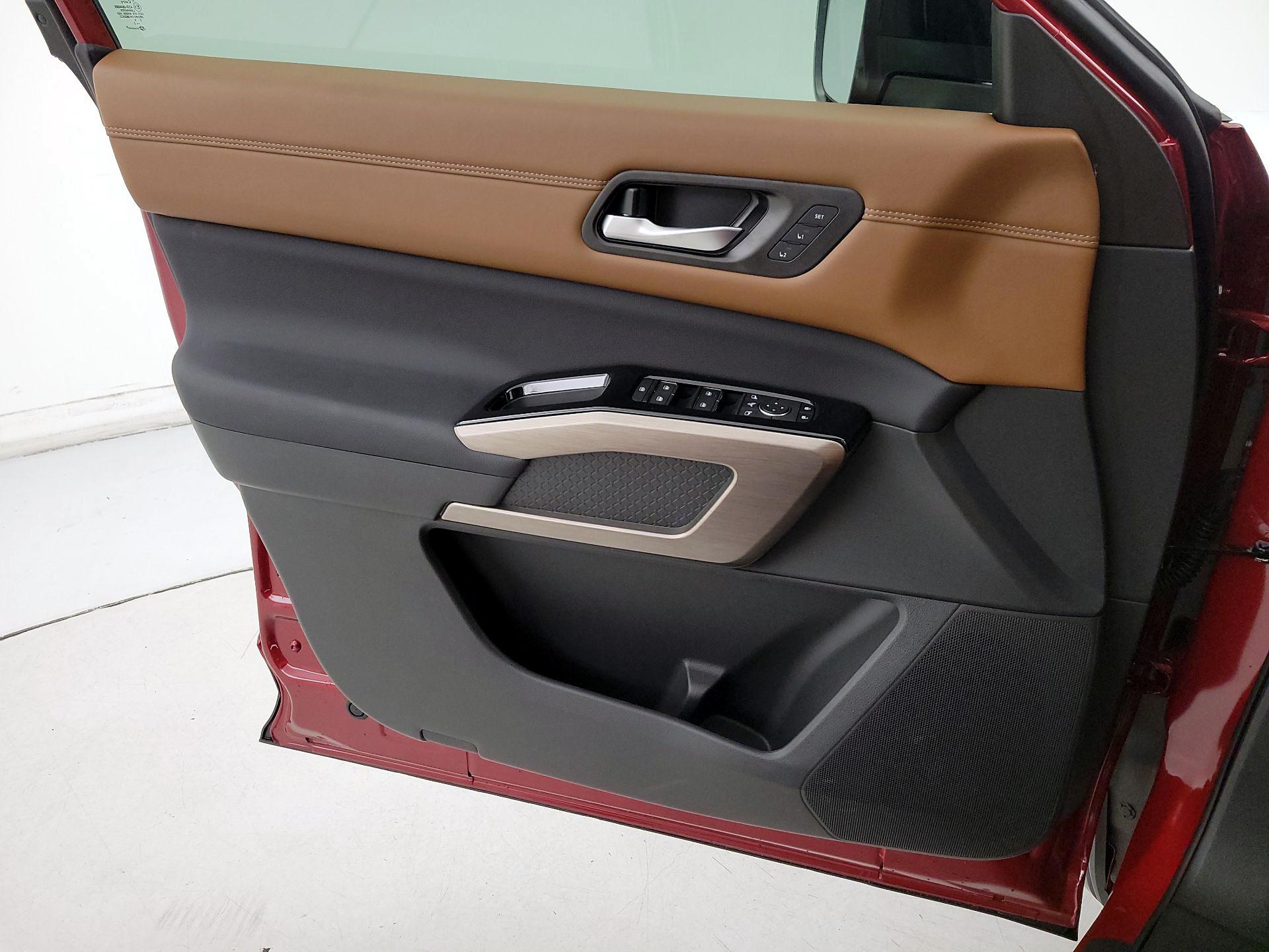 Thumbnail: 2024 Nissan Pathfinder - 12
