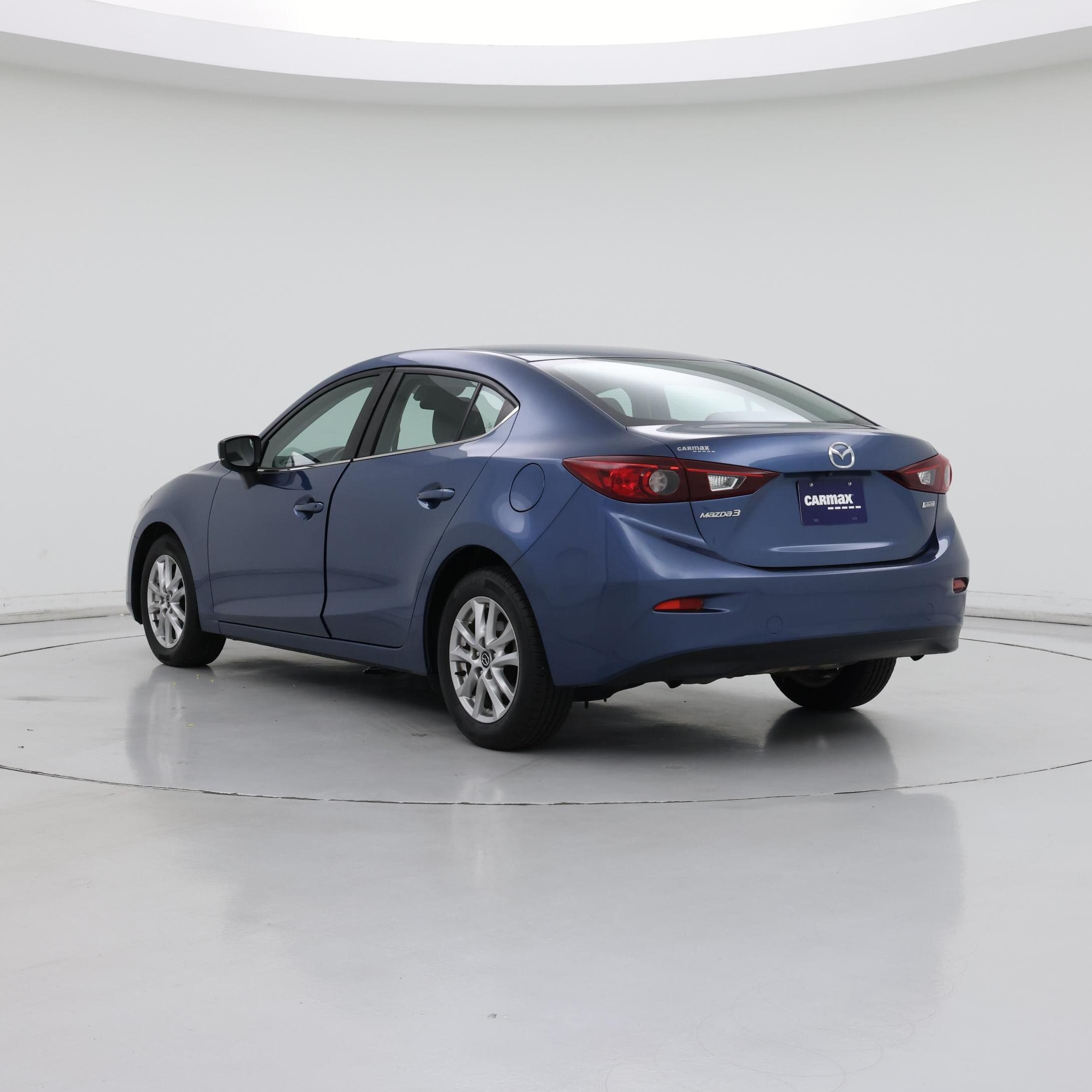 Thumbnail: 2018 Mazda Mazda3 - 2