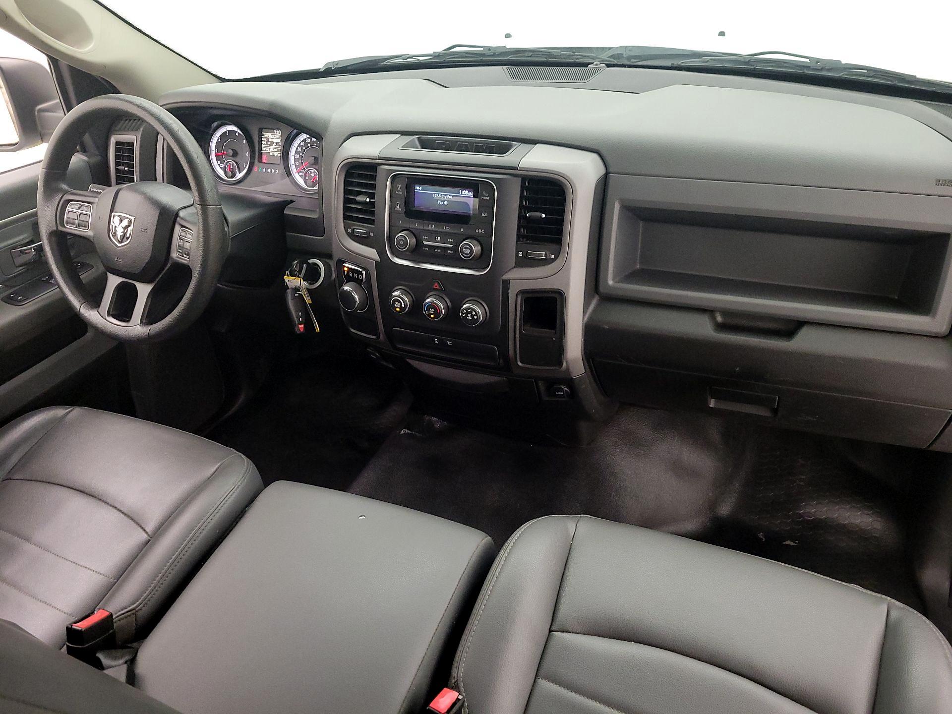 Thumbnail: 2019 RAM 1500 Classic - 9