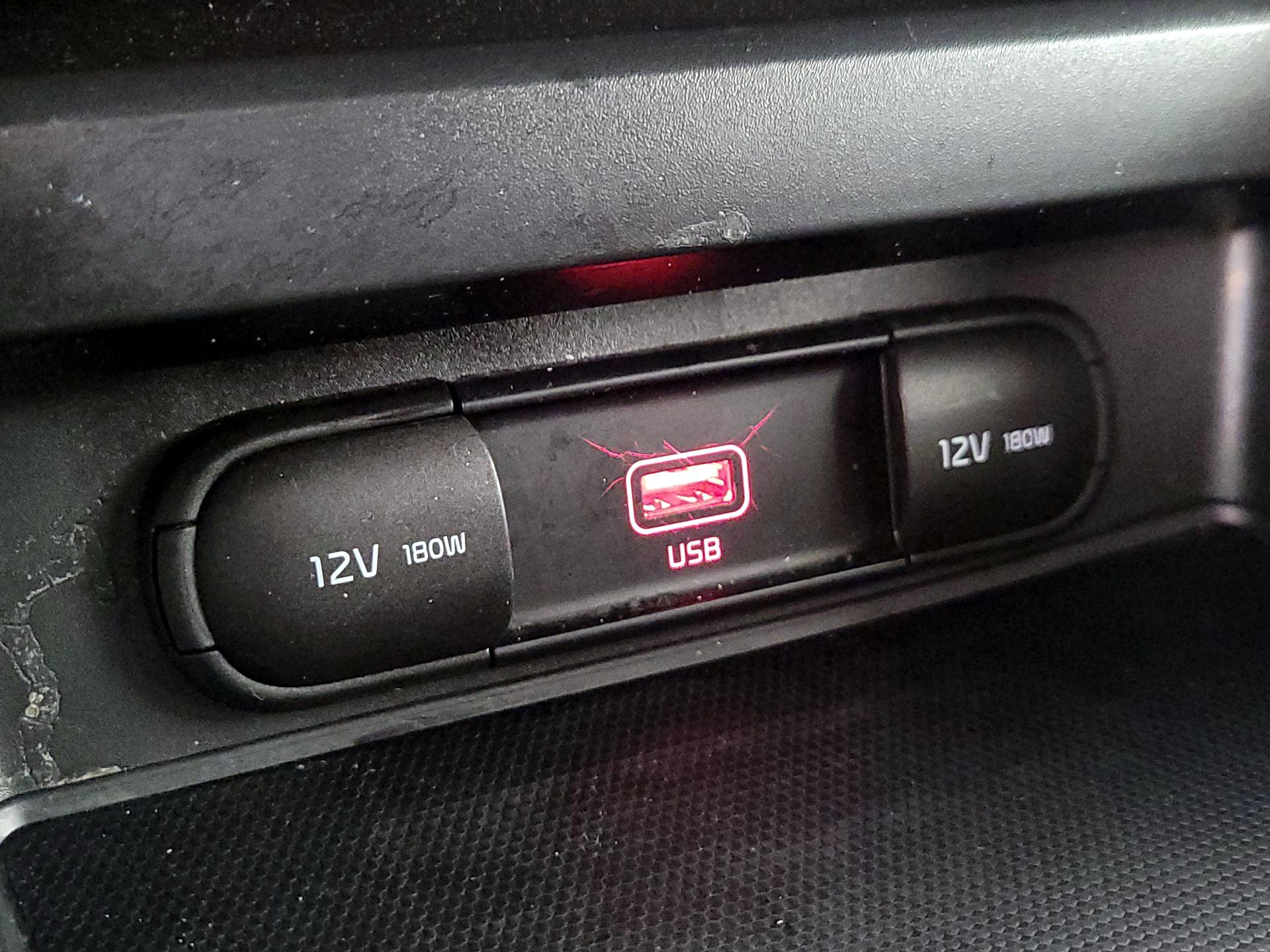 Thumbnail: 2020 Kia Soul - 18