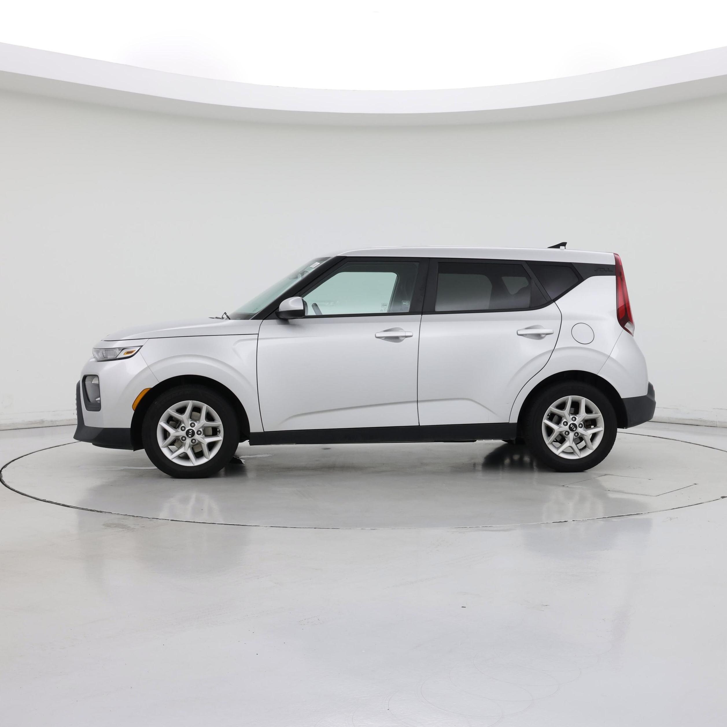 Thumbnail: 2020 Kia Soul - 3