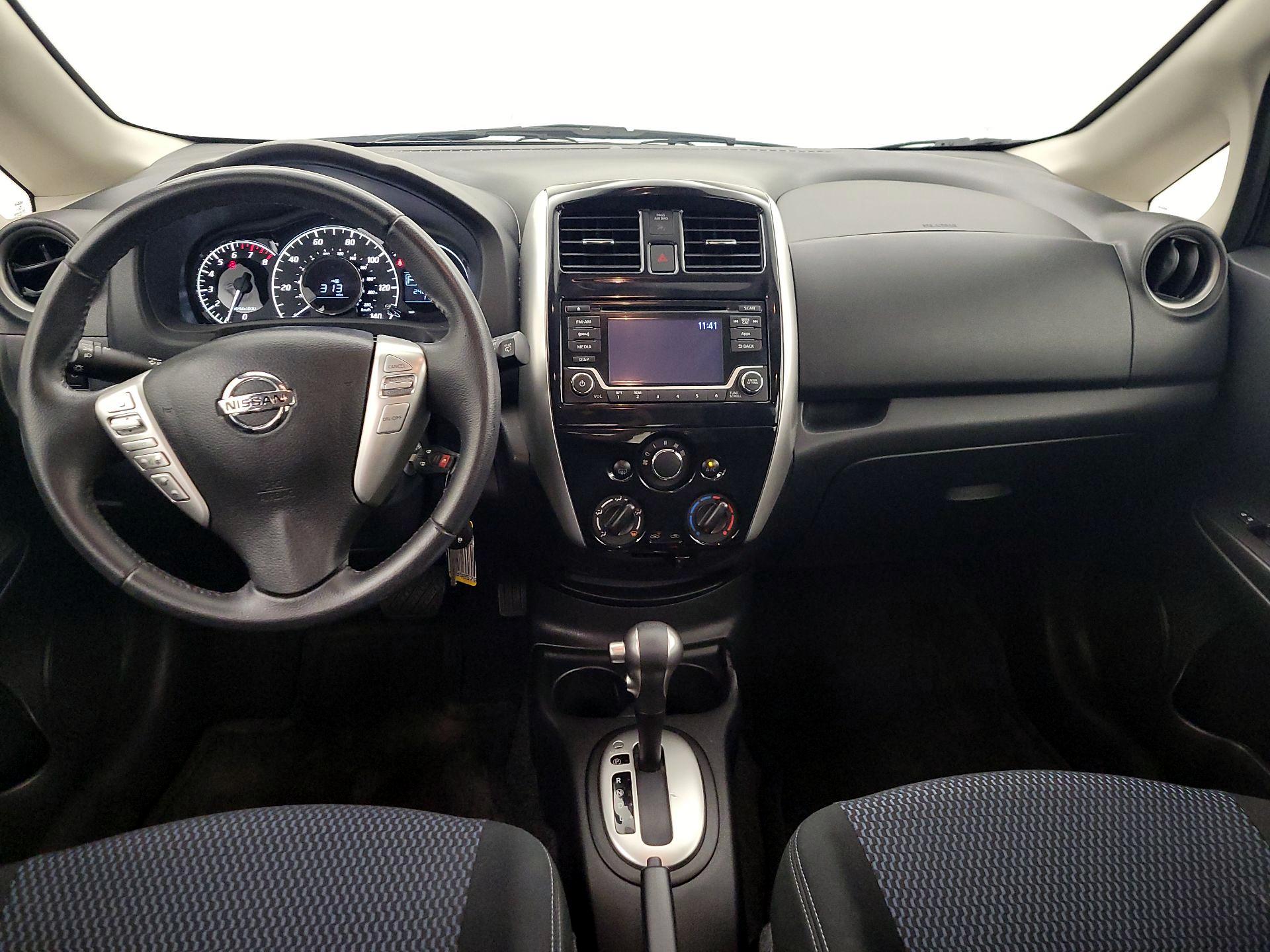 Thumbnail: 2016 Nissan Versa Note - 9