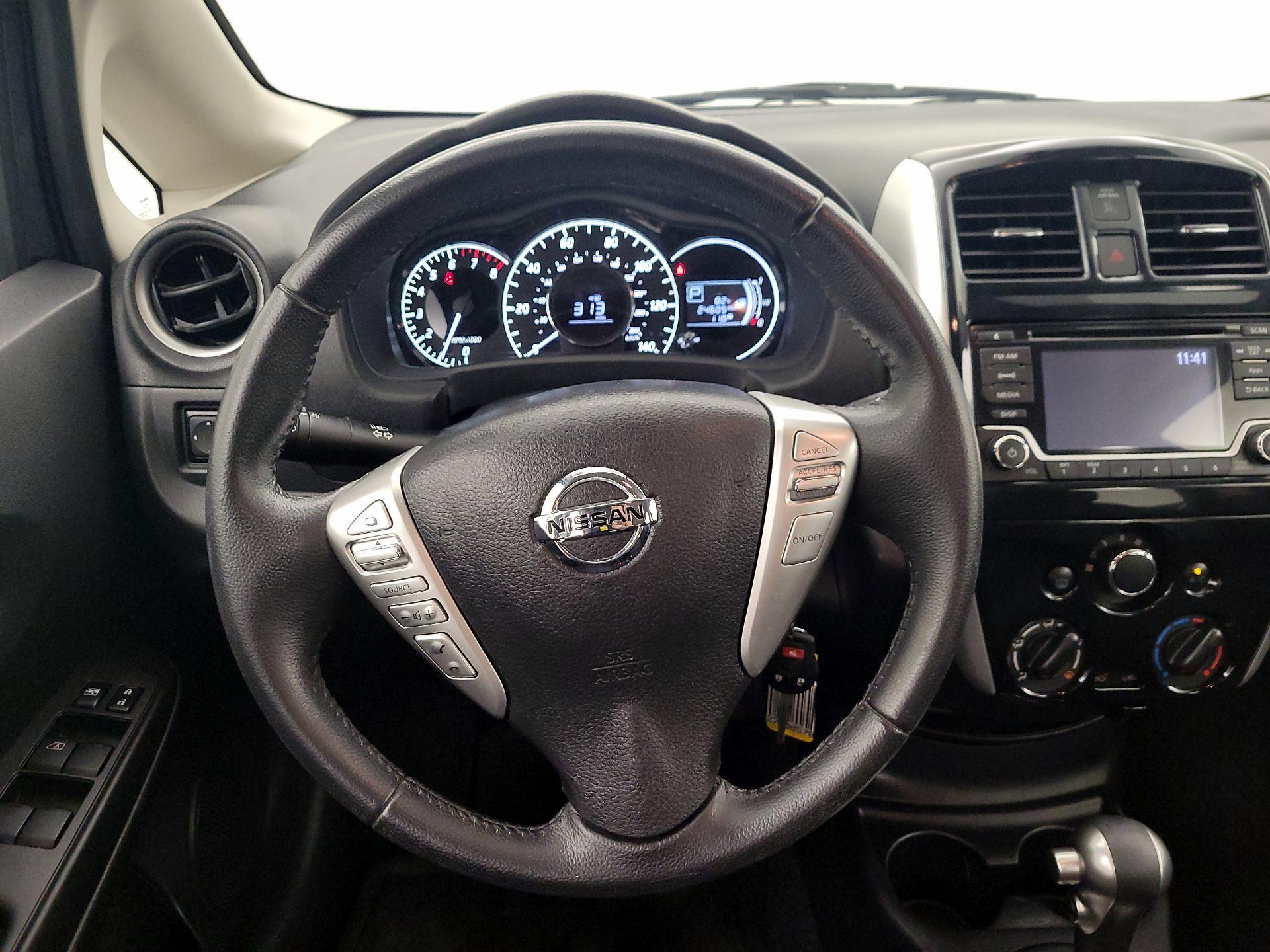 Thumbnail: 2016 Nissan Versa Note - 10