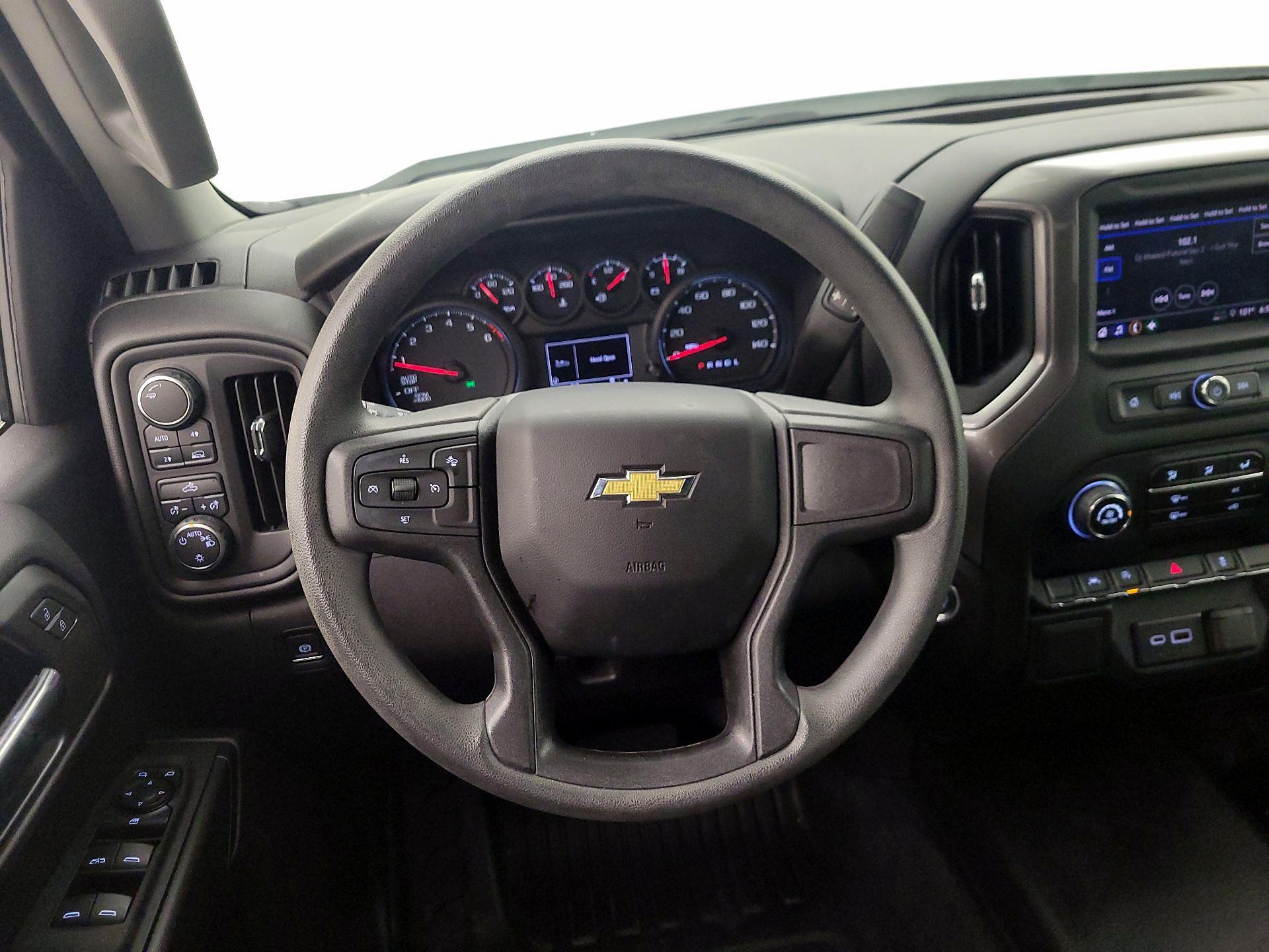 Thumbnail: 2024 Chevrolet Silverado 1500 - 10