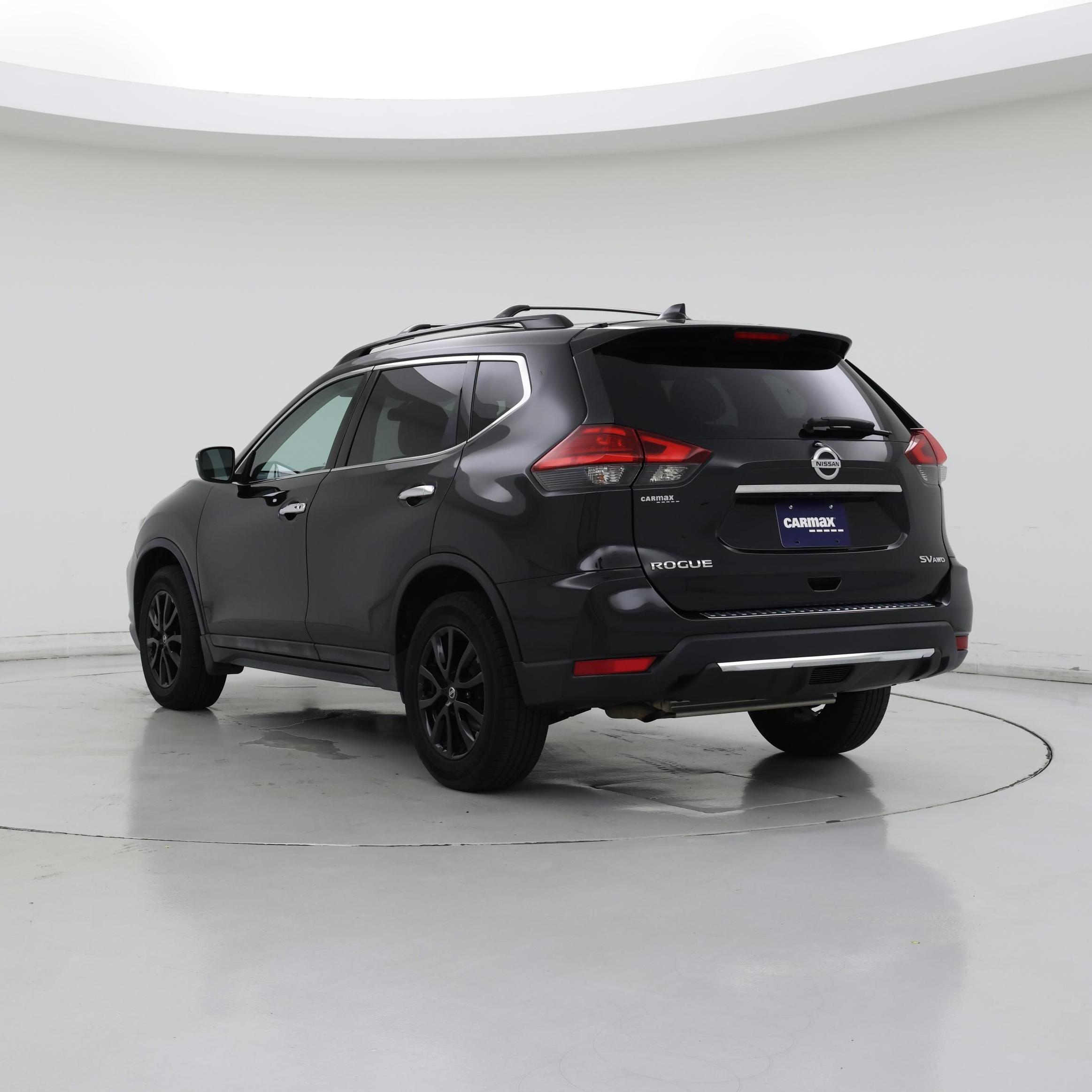 Thumbnail: 2017 Nissan Rogue - 2