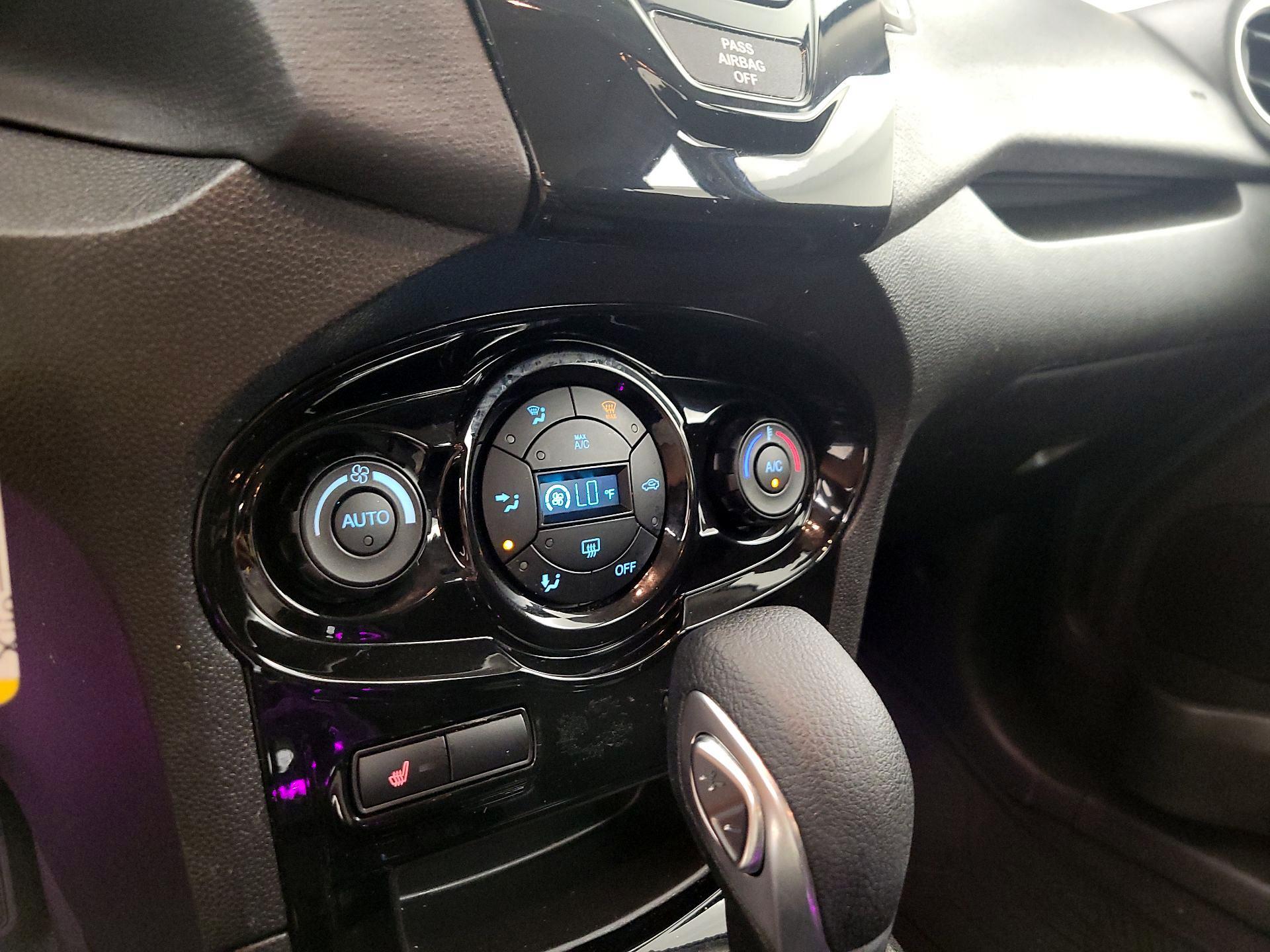 Thumbnail: 2019 Ford Fiesta - 16
