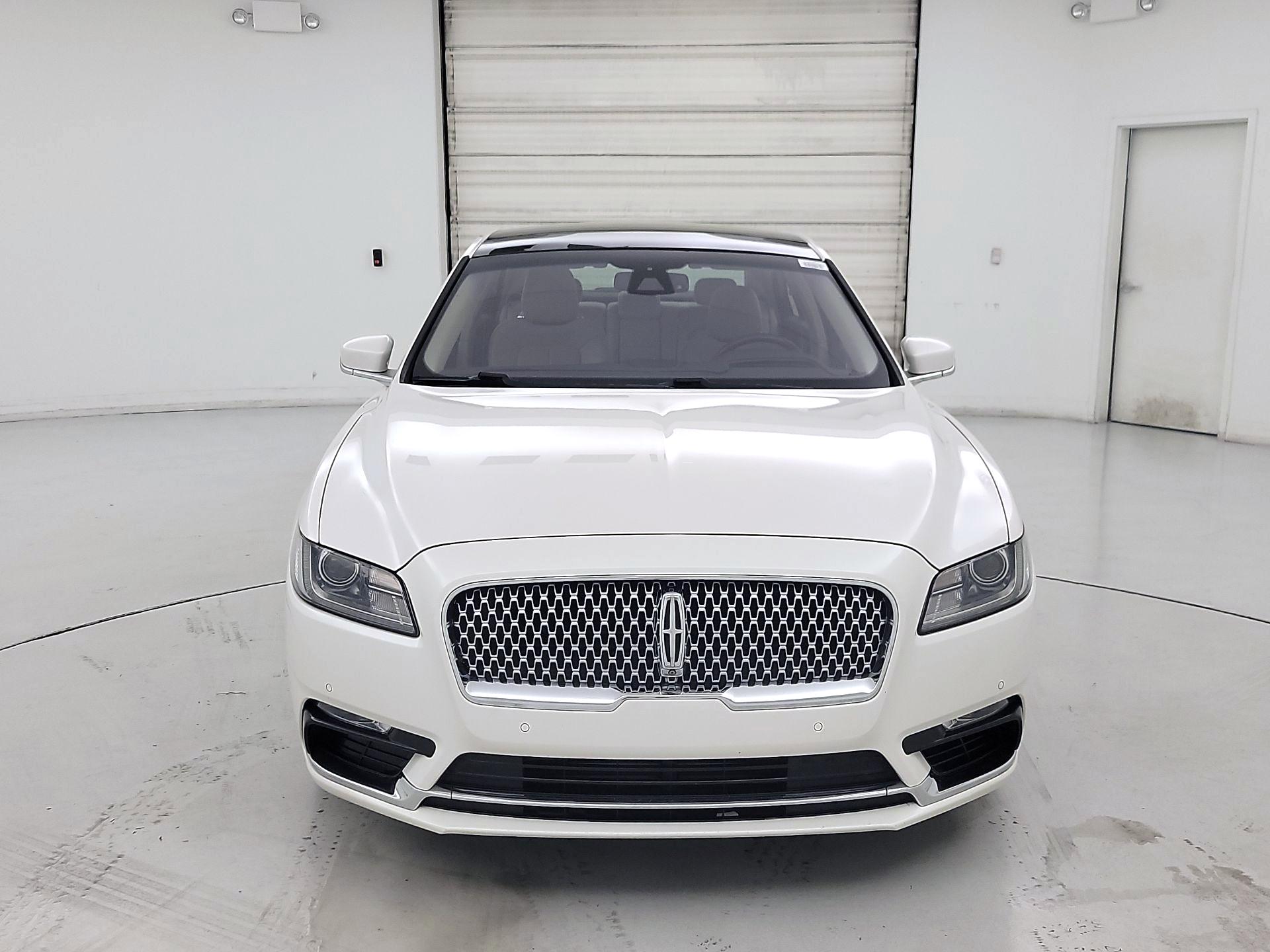 Thumbnail: 2019 Lincoln Continental - 2