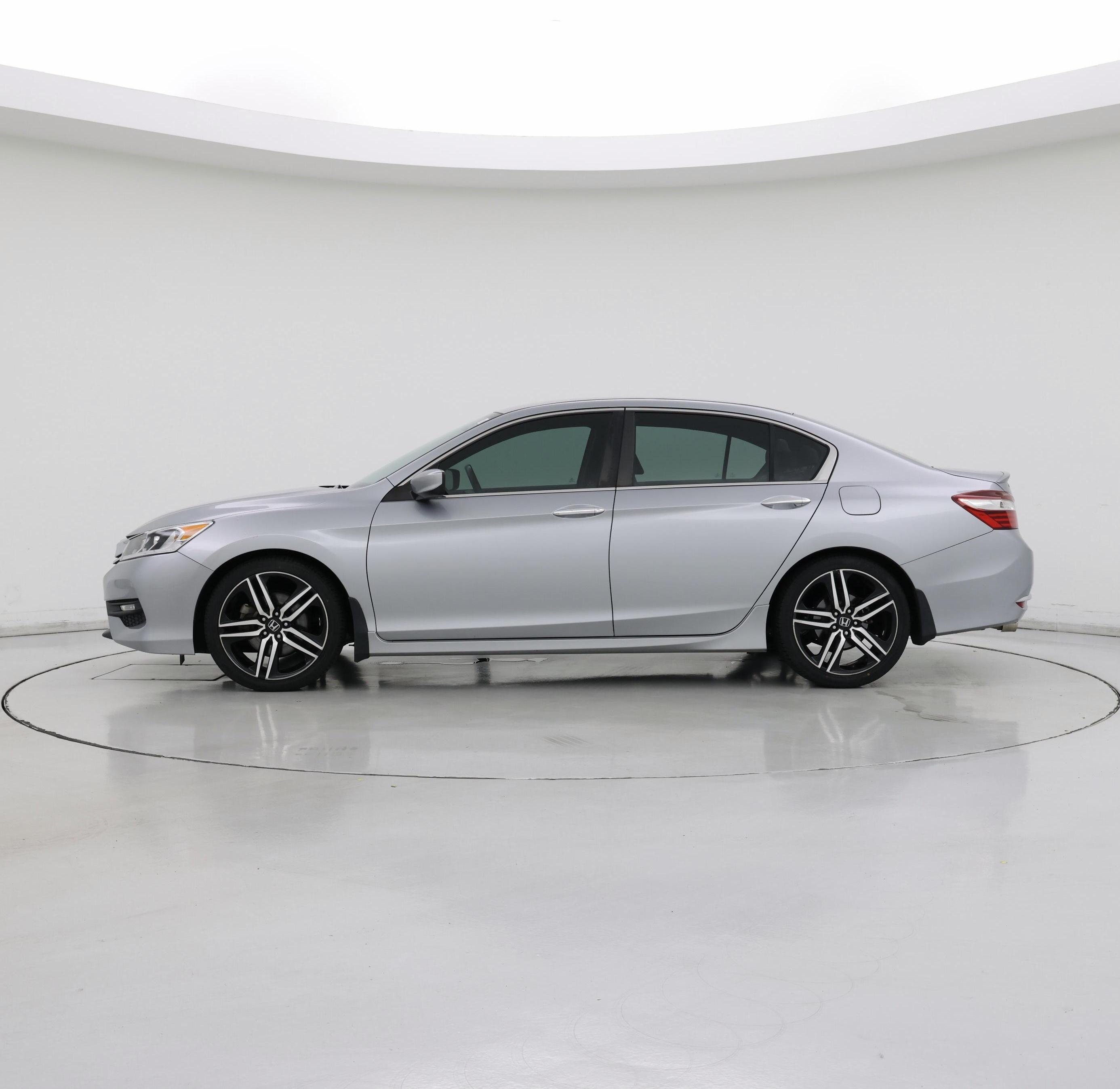 Thumbnail: 2017 Honda Accord - 3