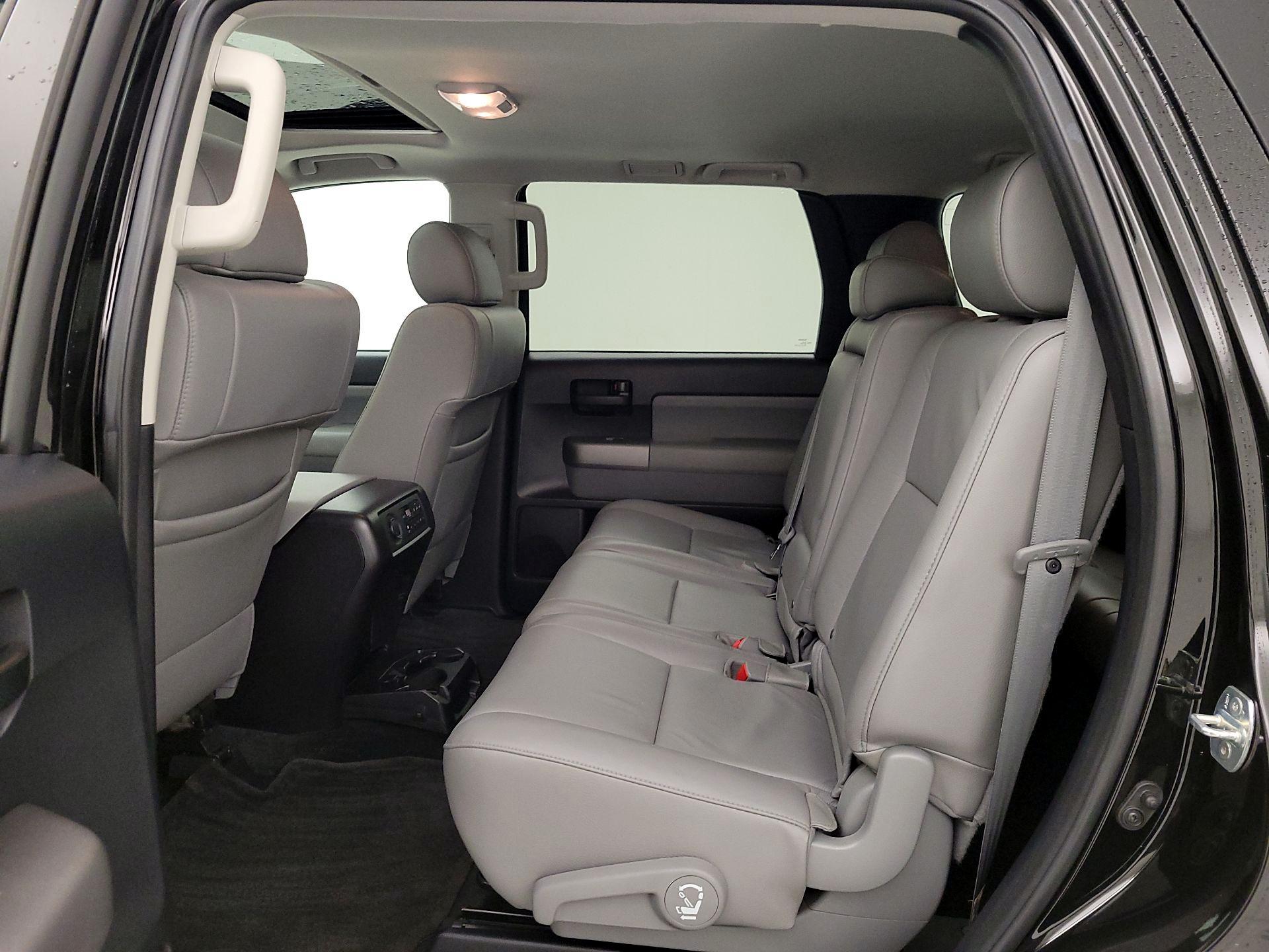 Thumbnail: 2017 Toyota Sequoia - 20