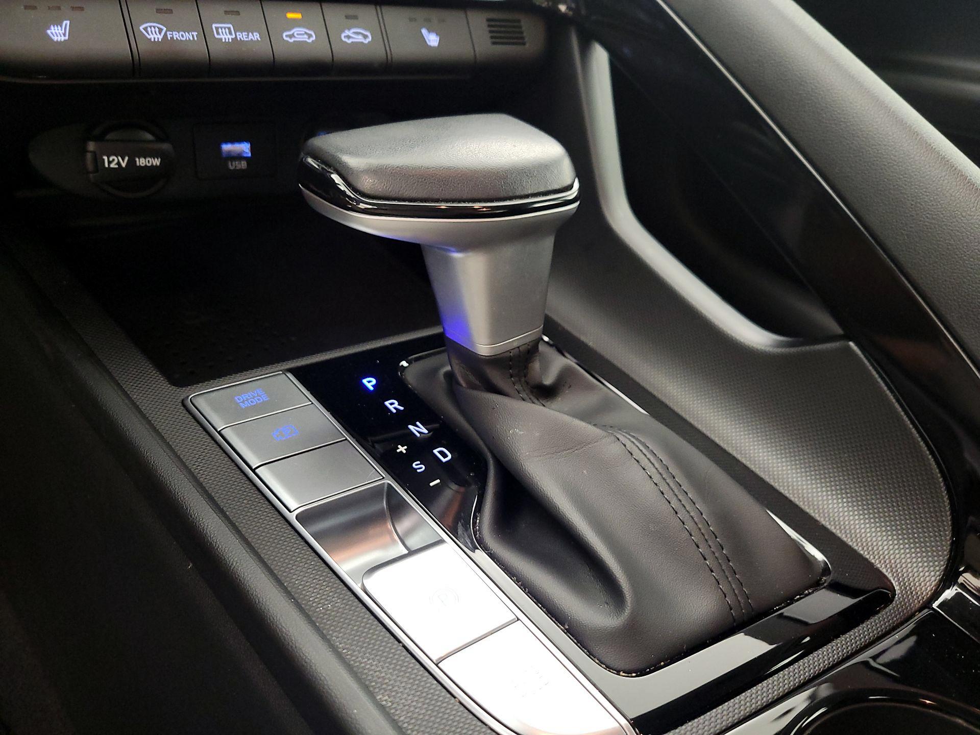 Thumbnail: 2023 Hyundai Elantra - 18