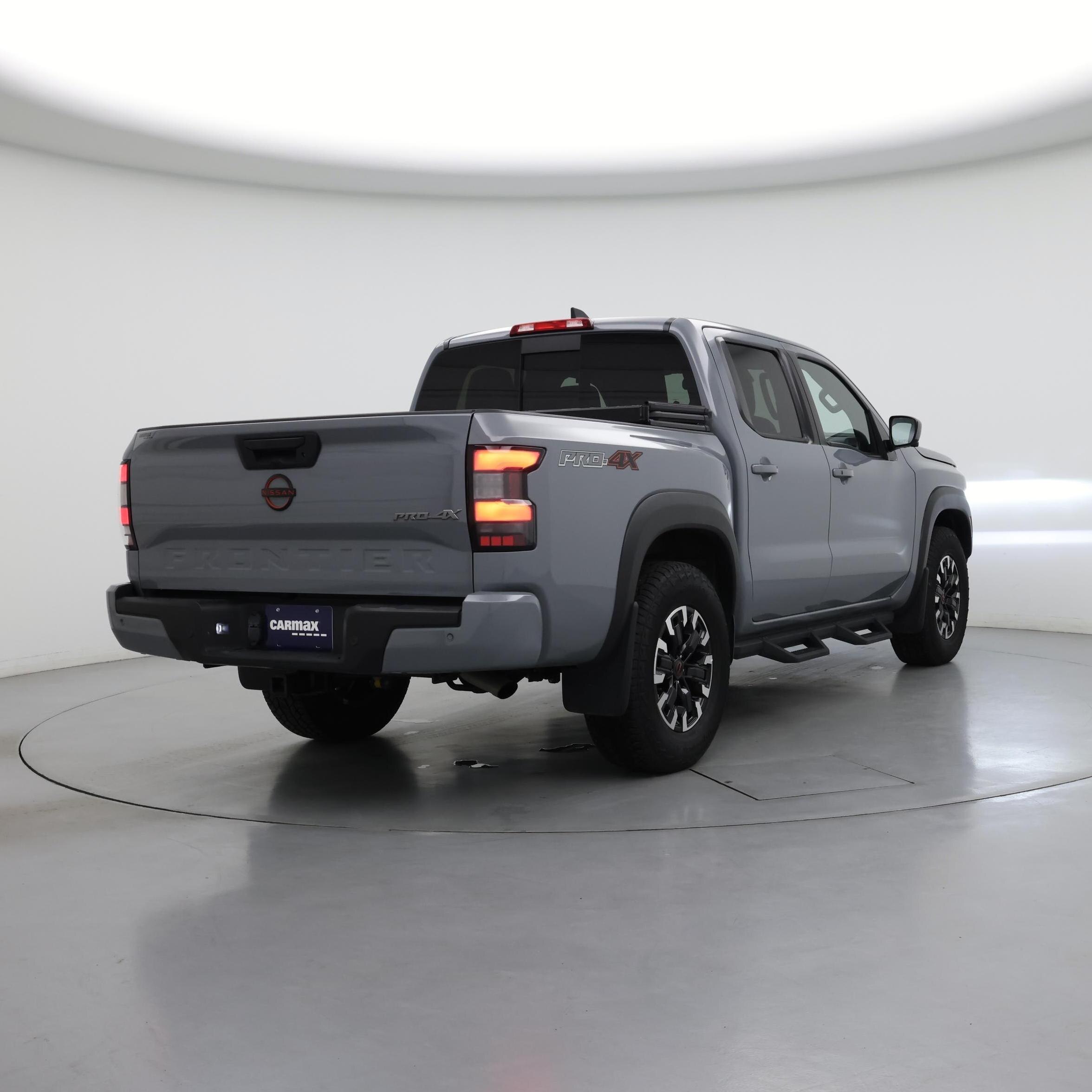 Thumbnail: 2023 Nissan Frontier - 8