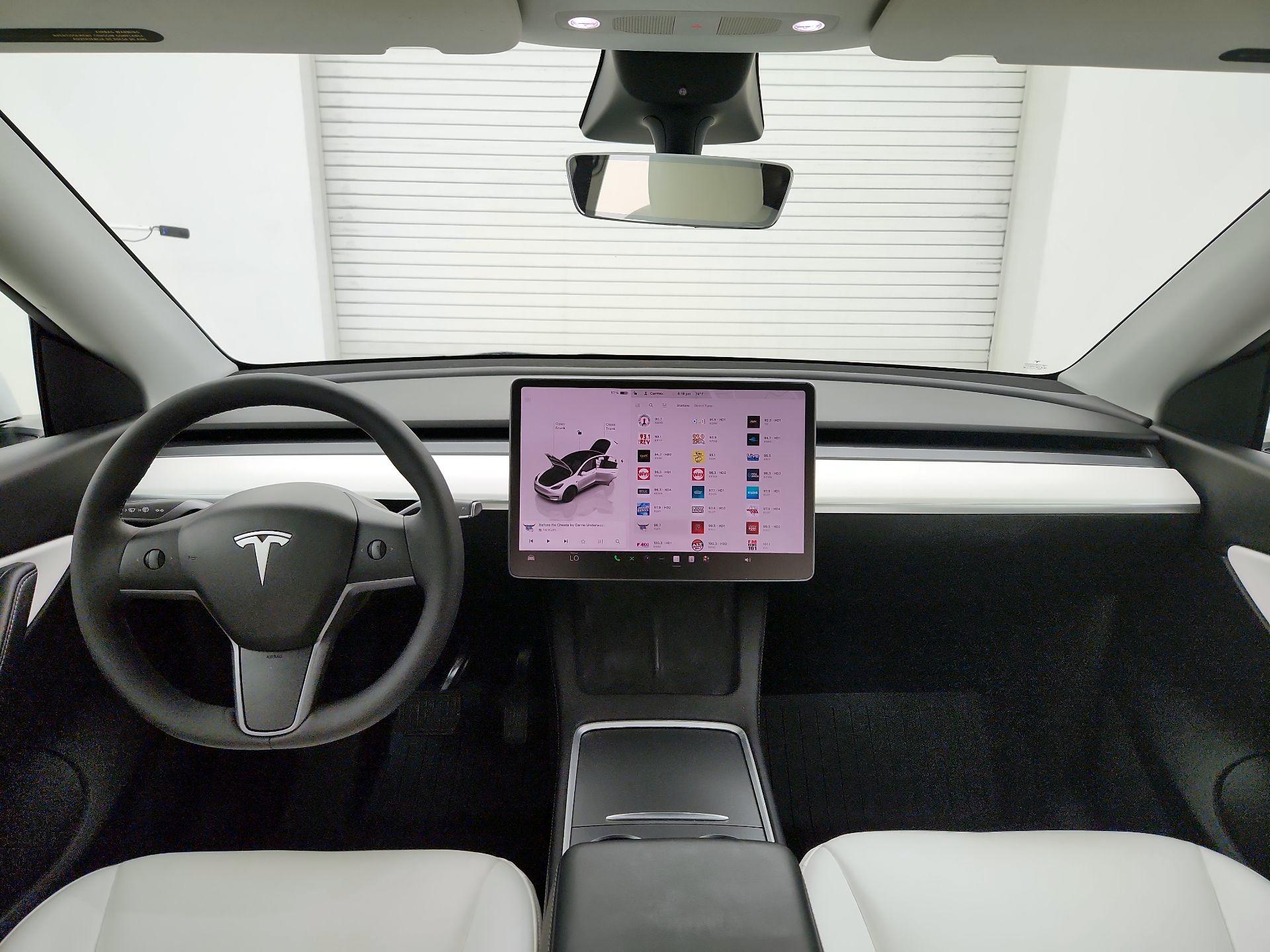 Thumbnail: 2022 Tesla Model Y - 9