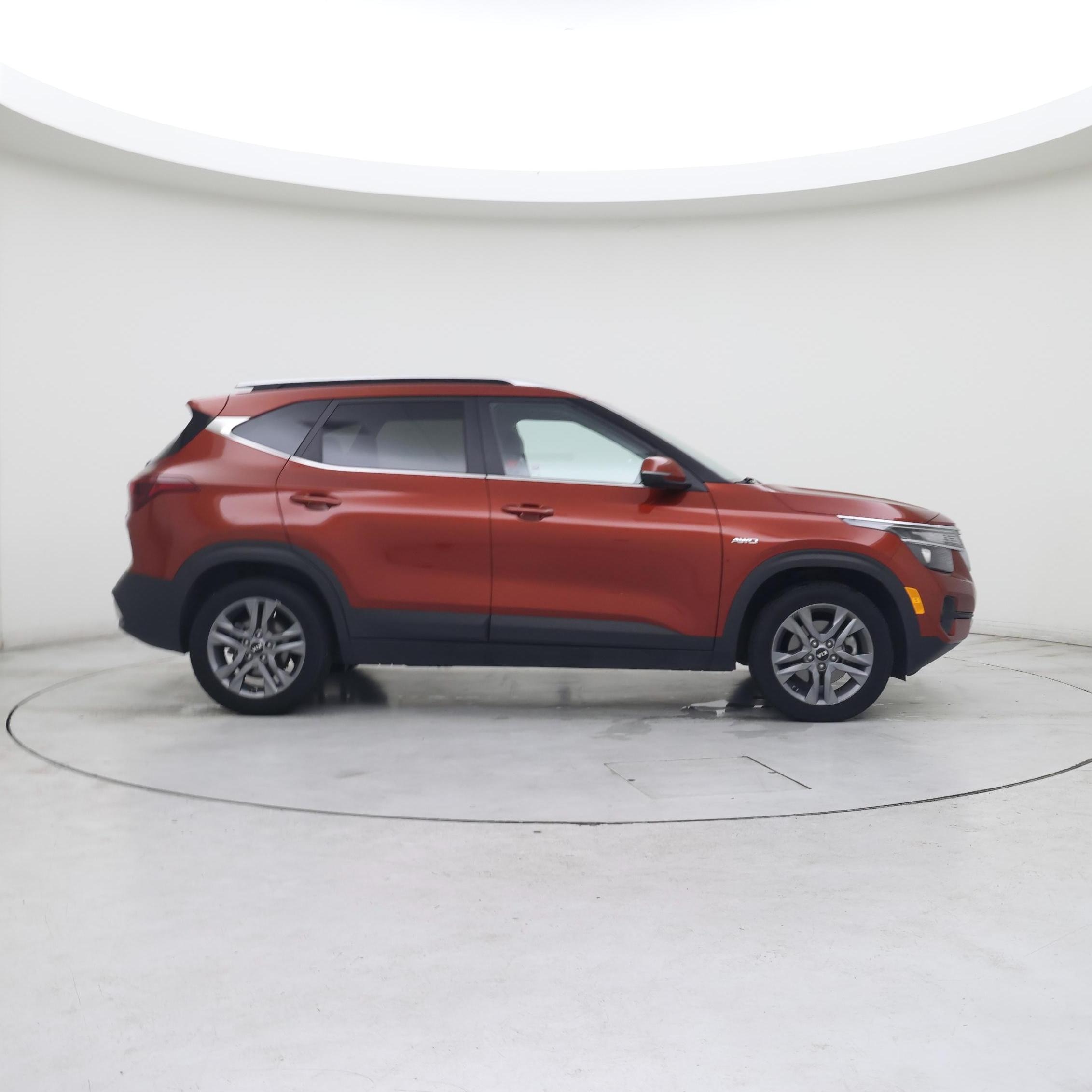 Thumbnail: 2021 Kia Seltos - 7