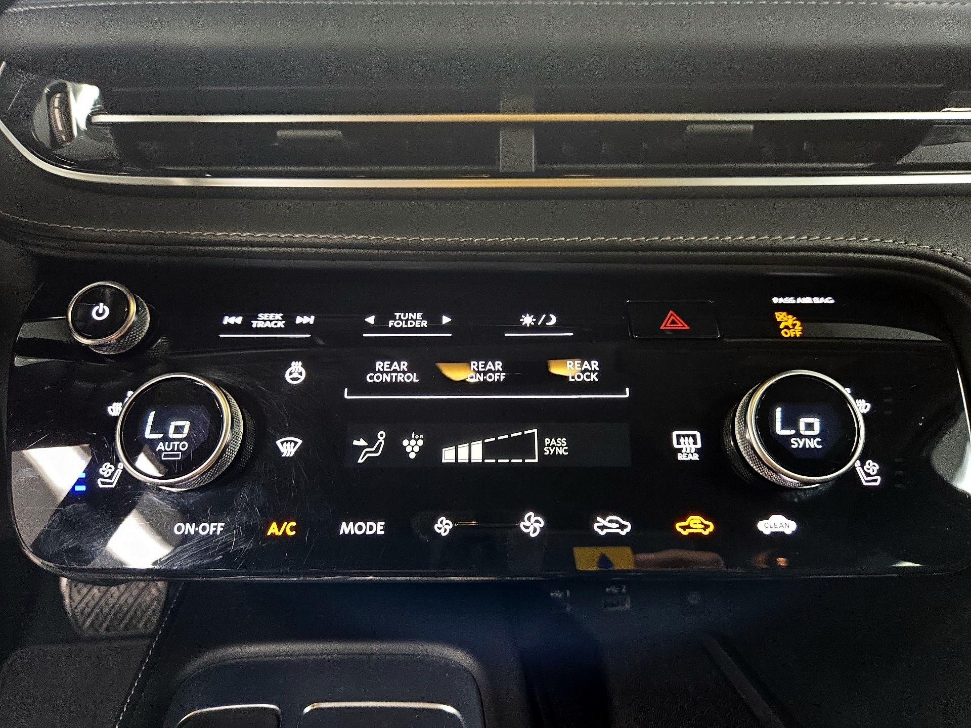 Thumbnail: 2023 INFINITI QX60 - 17