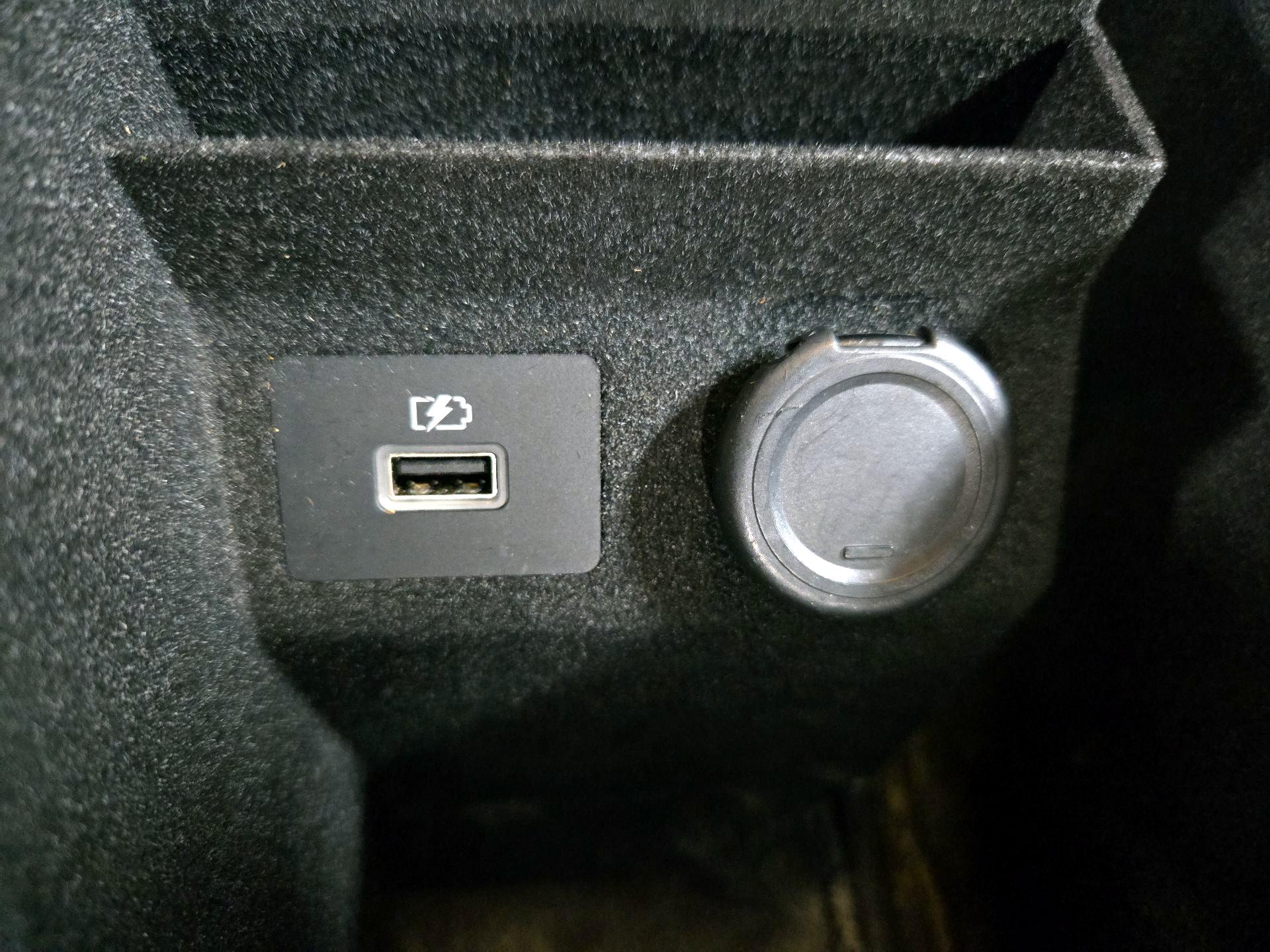 Thumbnail: 2023 INFINITI QX60 - 19