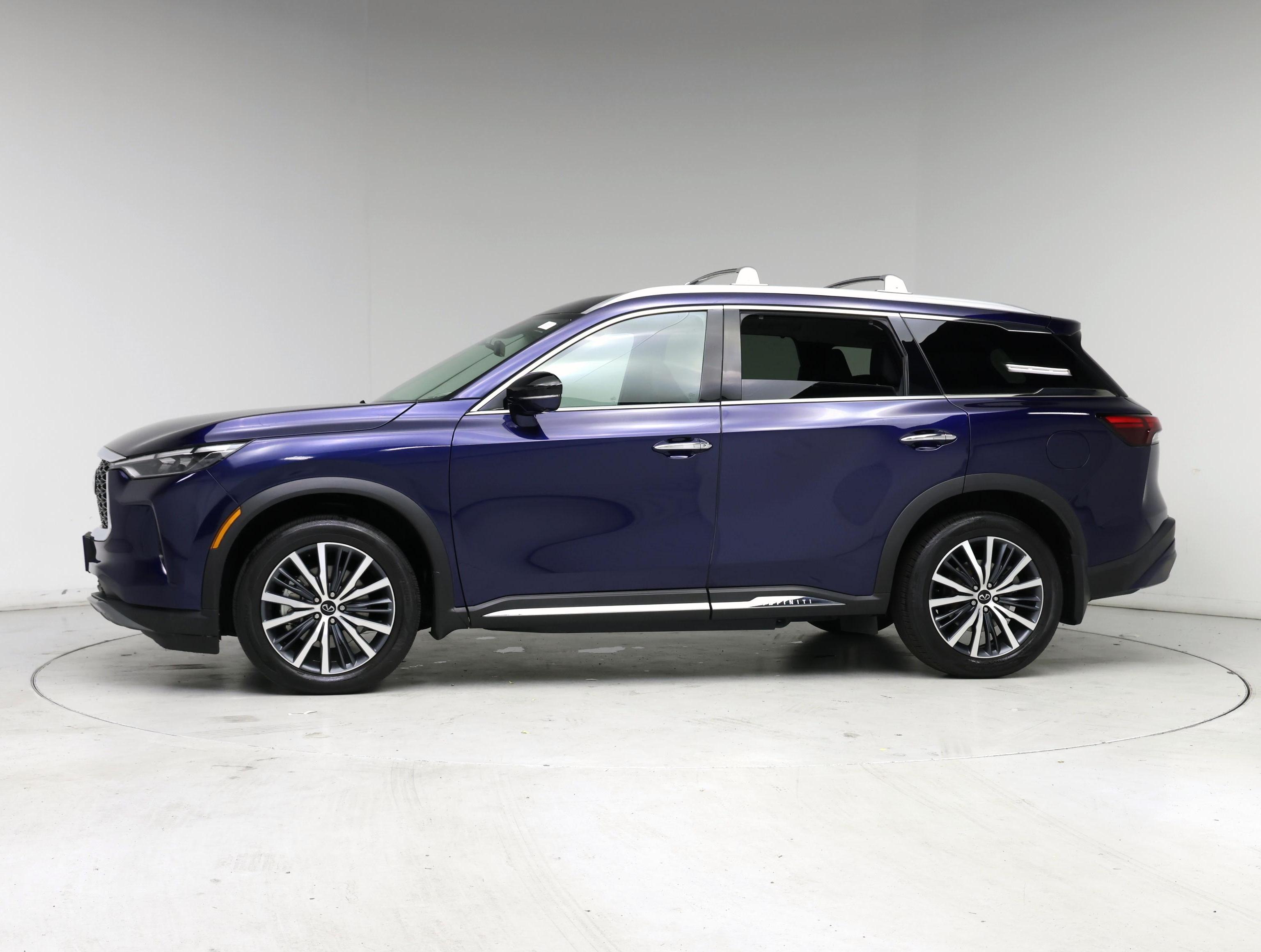 Thumbnail: 2023 INFINITI QX60 - 3