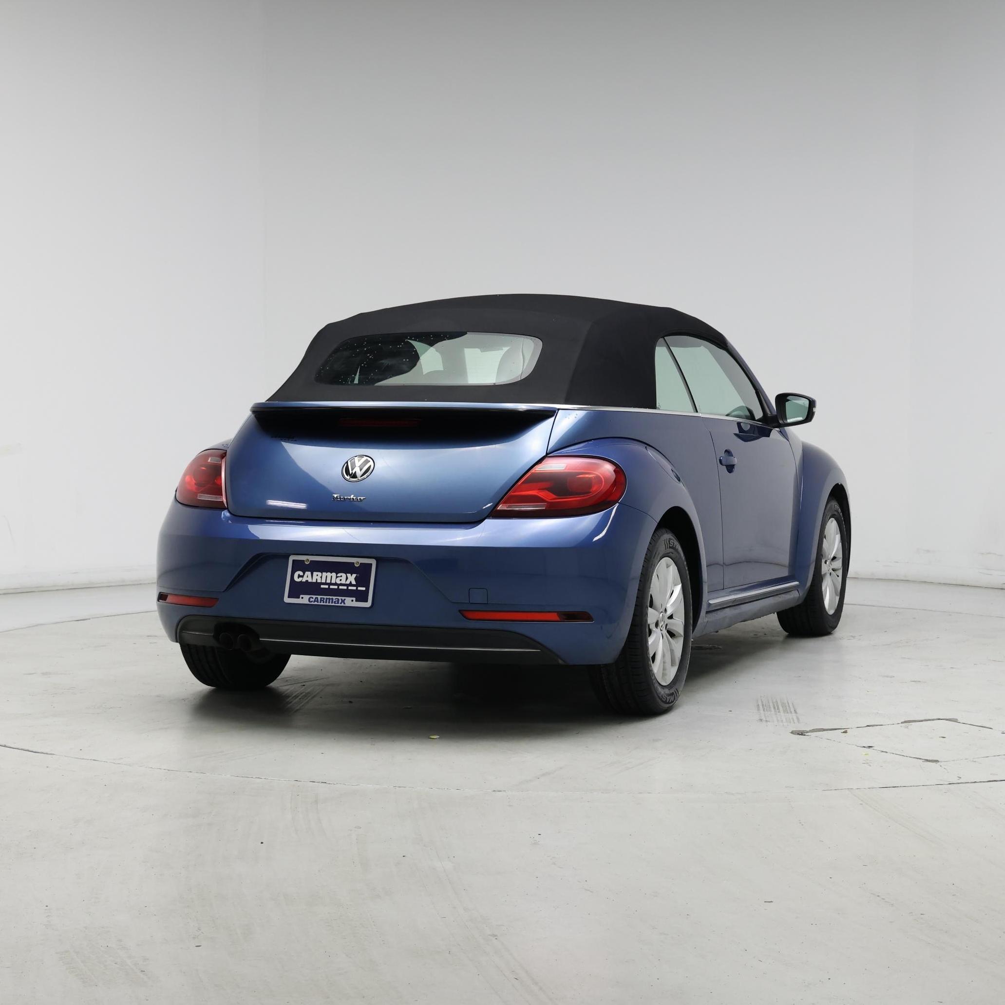 Thumbnail: 2019 Volkswagen Beetle - 8