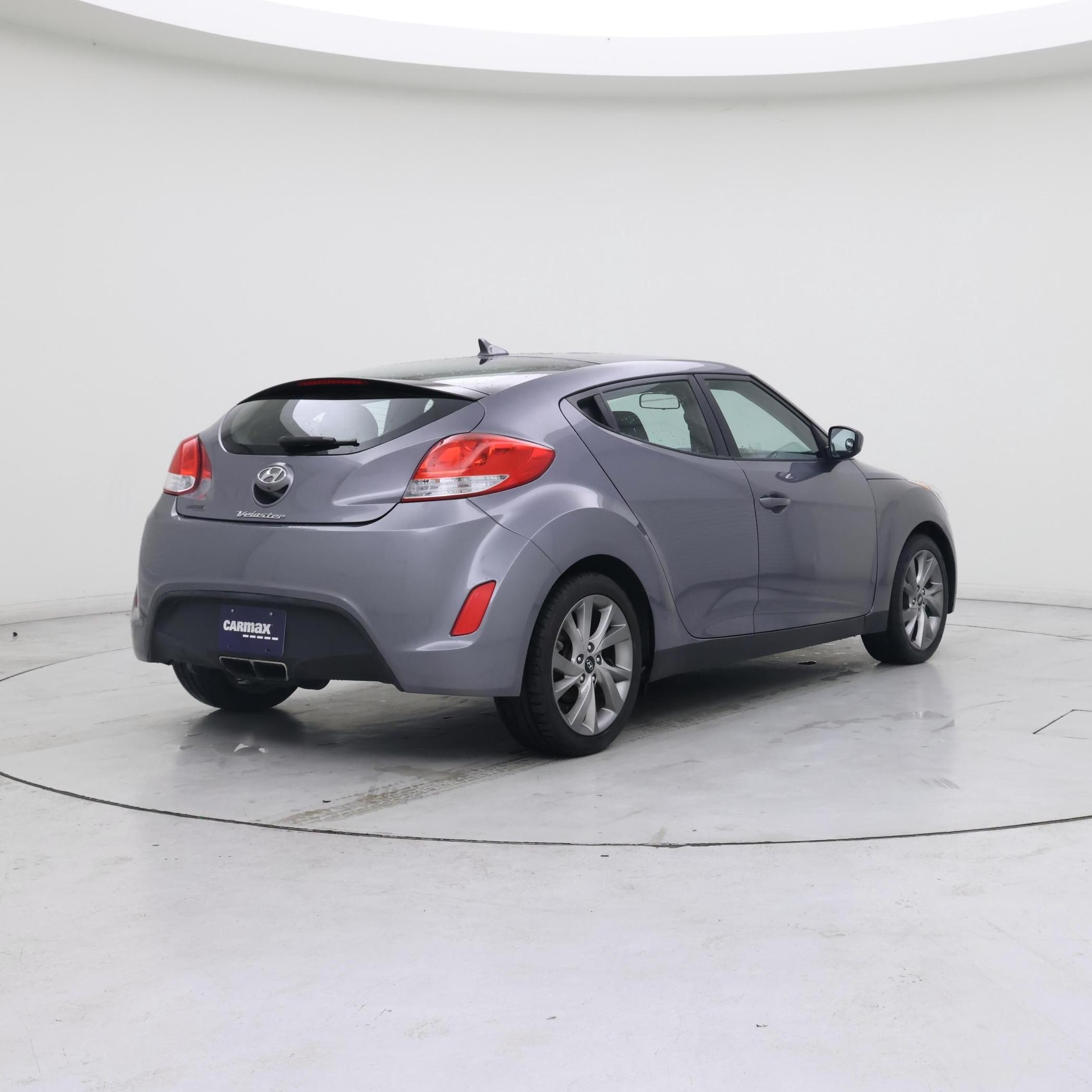 Thumbnail: 2016 Hyundai Veloster - 8