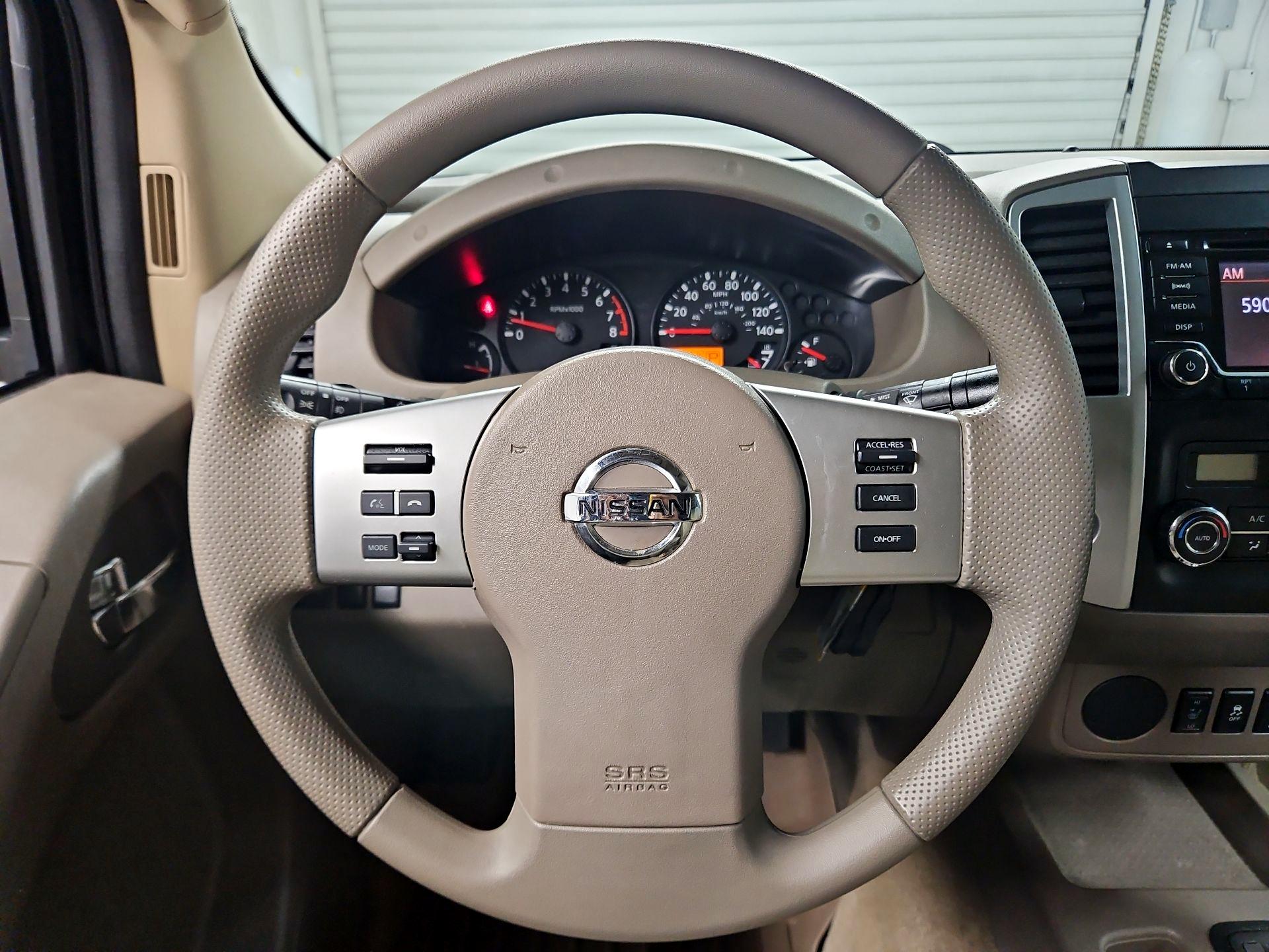 Thumbnail: 2015 Nissan Frontier - 10