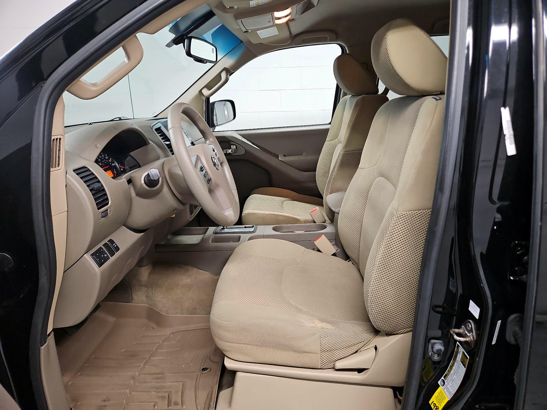 Thumbnail: 2015 Nissan Frontier - 11
