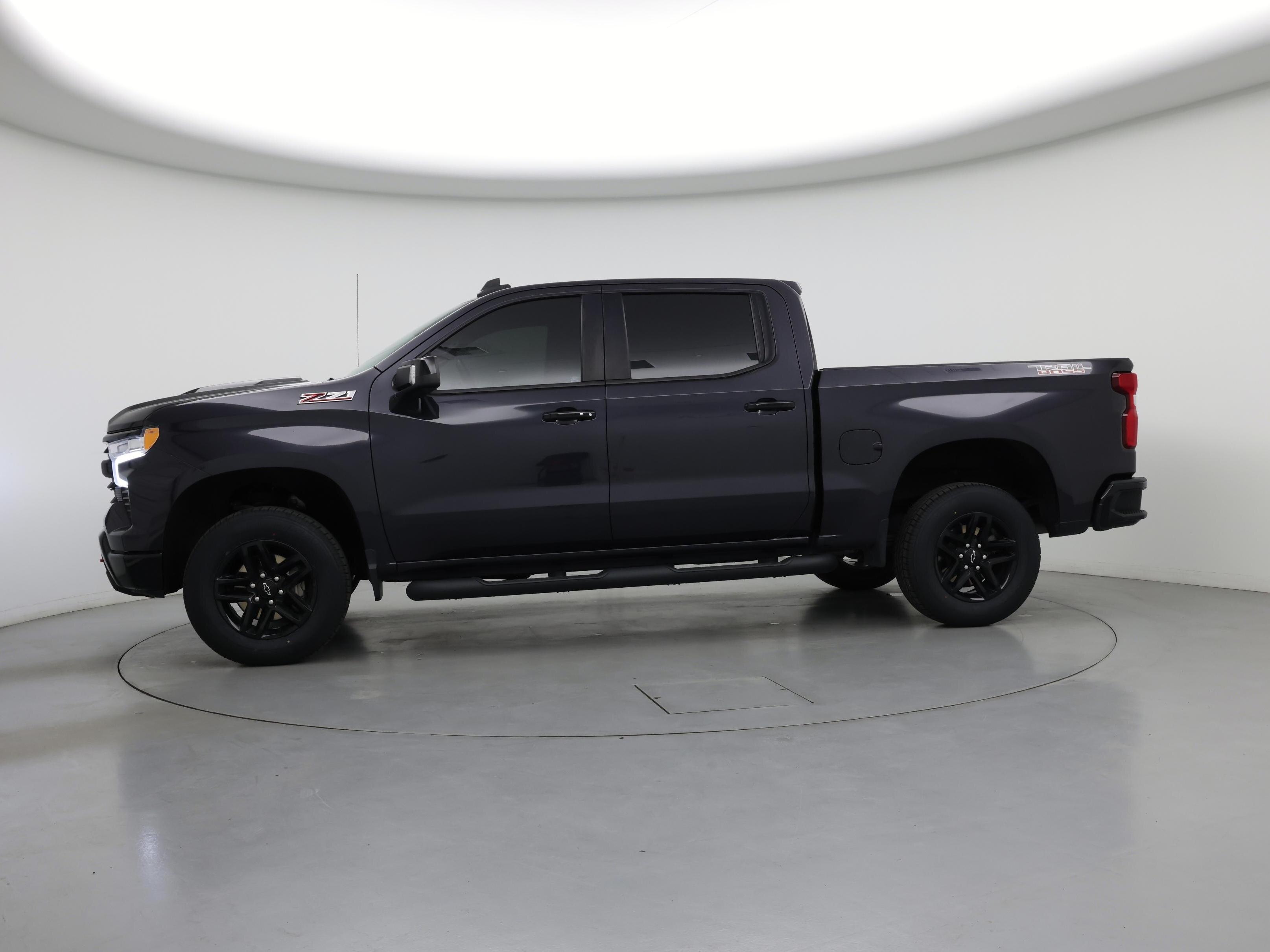Thumbnail: 2022 Chevrolet Silverado 1500 - 3