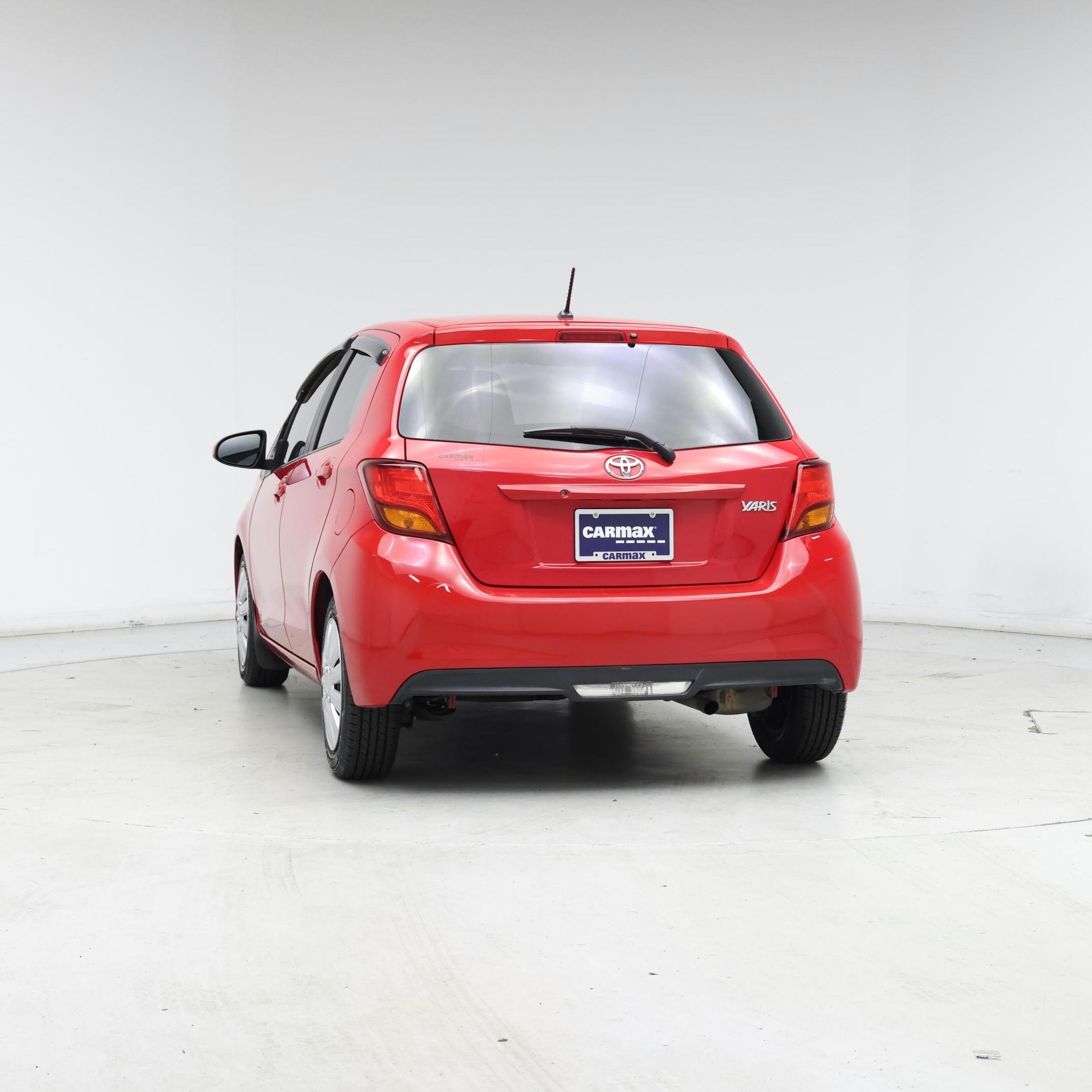 Thumbnail: 2015 Toyota Yaris - 6