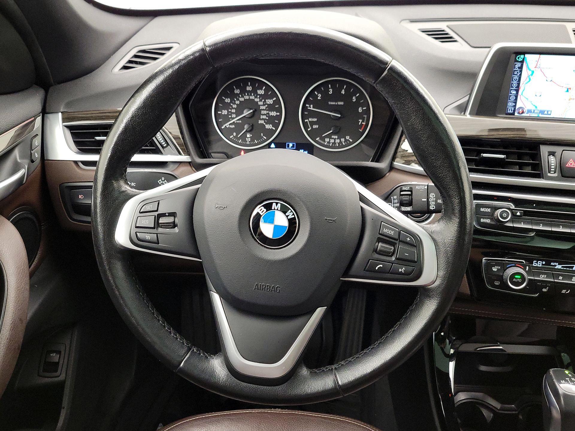 Thumbnail: 2016 BMW X1 - 10