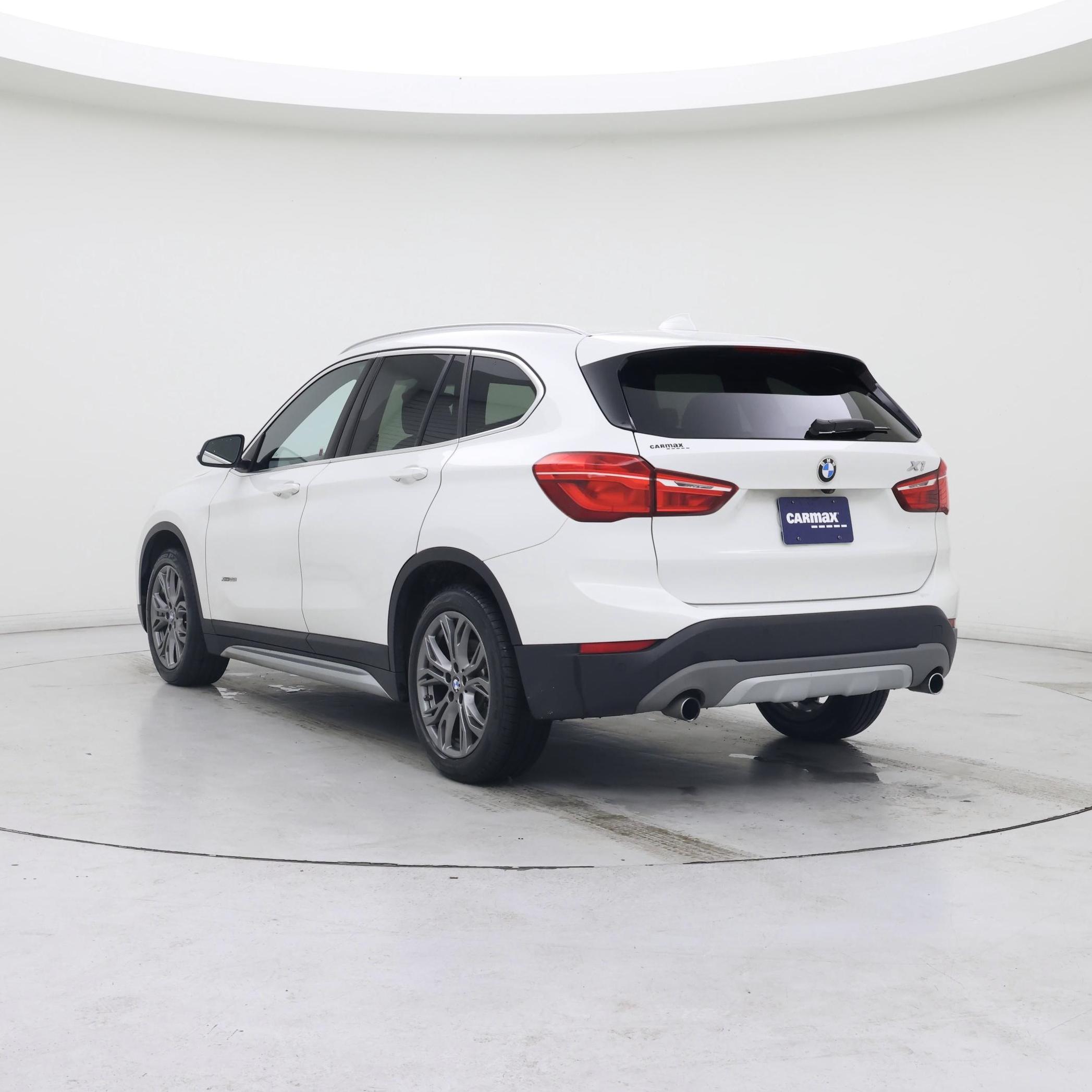 Thumbnail: 2016 BMW X1 - 2