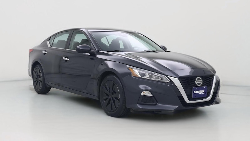 2021 Nissan Altima SV Hero Image