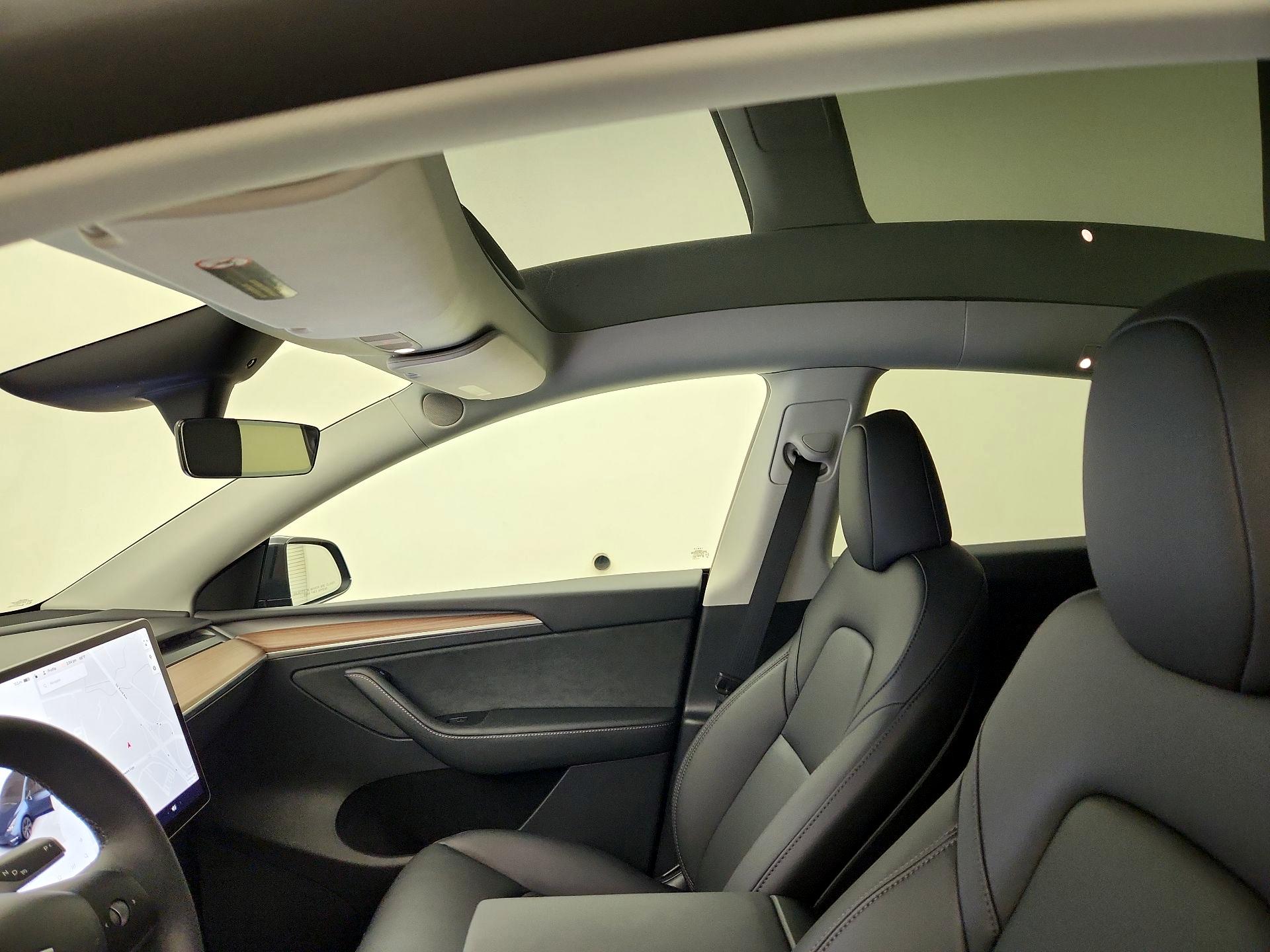 Thumbnail: 2024 Tesla Model Y - 19