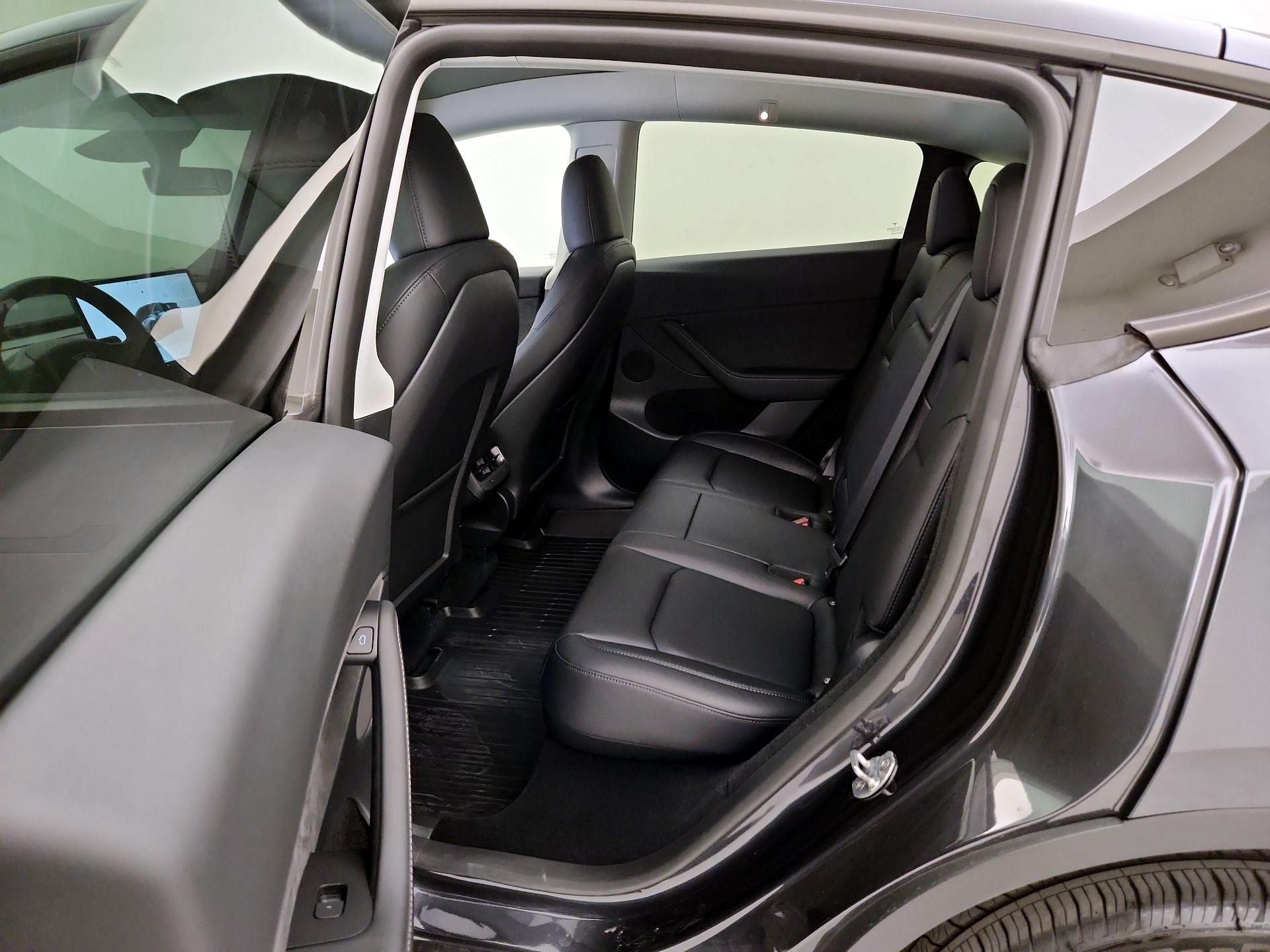 Thumbnail: 2024 Tesla Model Y - 20