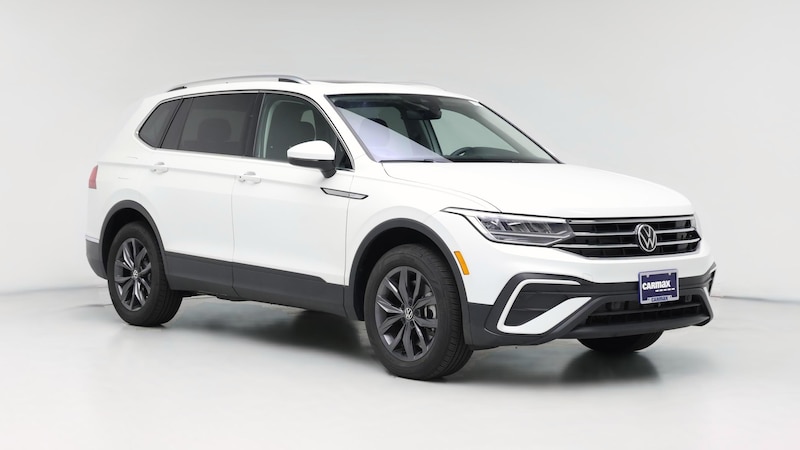 2023 Volkswagen Tiguan SE Hero Image