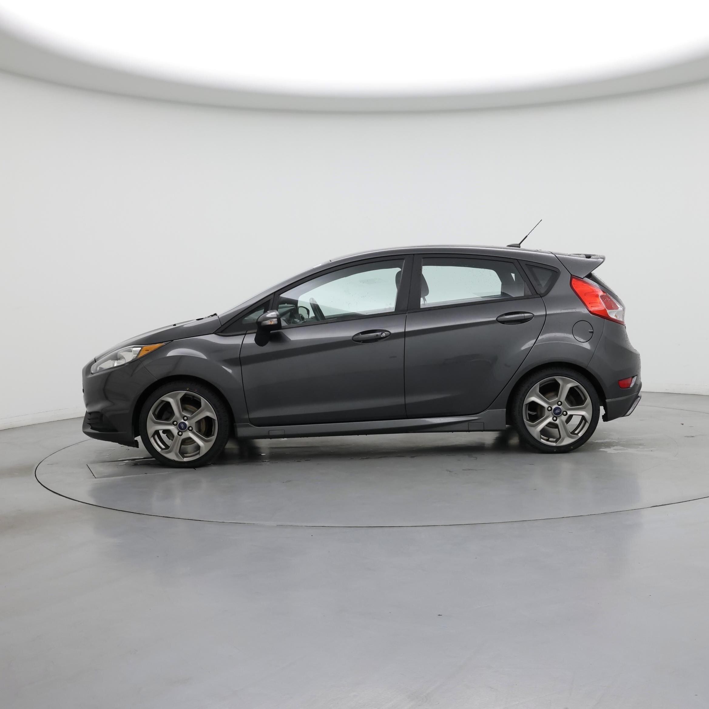 Thumbnail: 2019 Ford Fiesta - 3