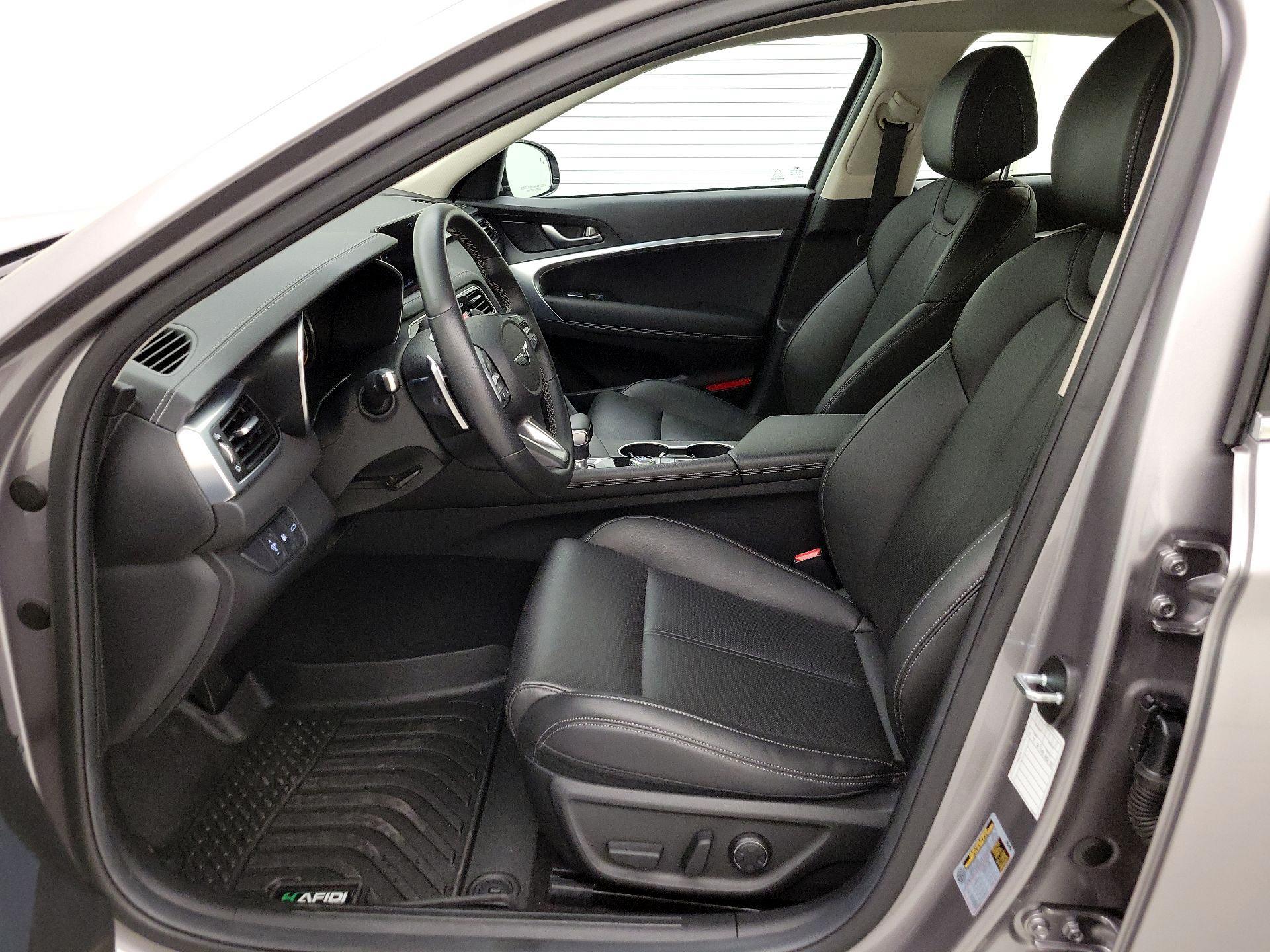 Thumbnail: 2023 Genesis G70 - 11