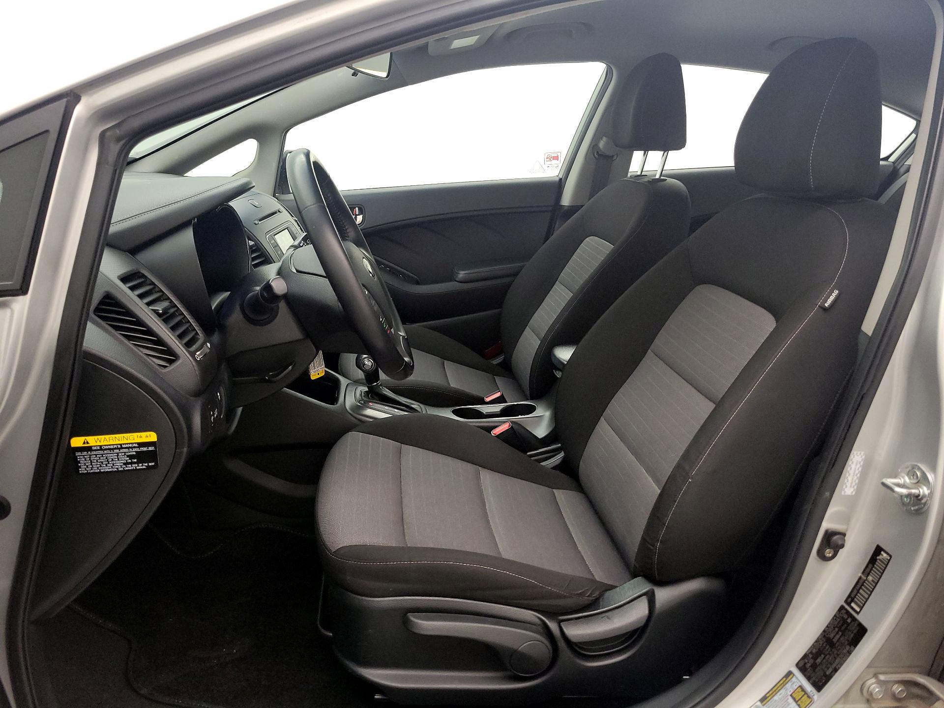 Thumbnail: 2014 Kia Forte - 11
