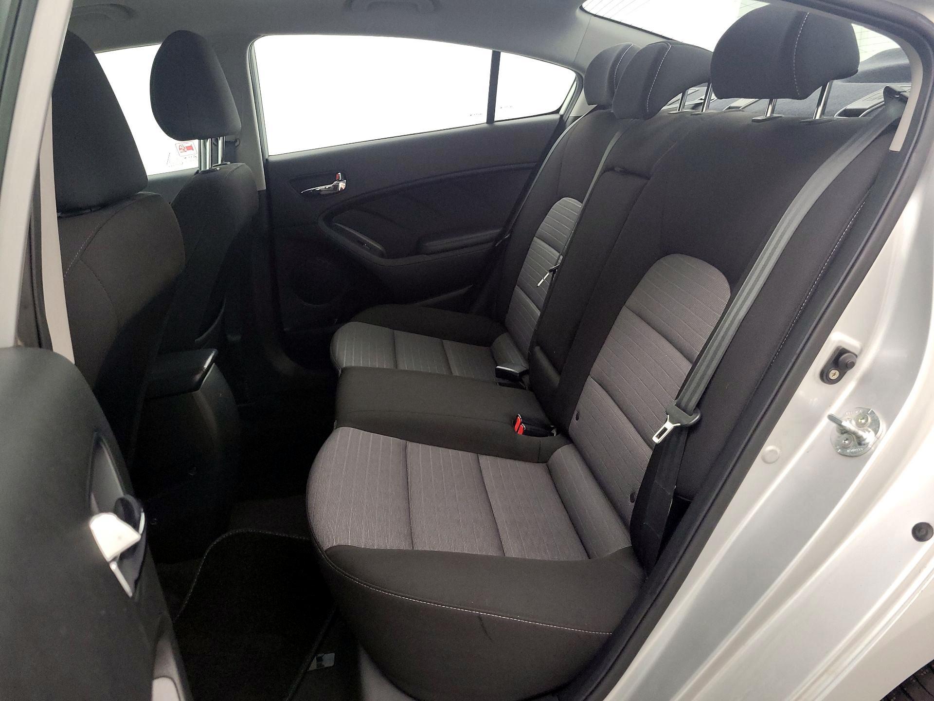 Thumbnail: 2014 Kia Forte - 19