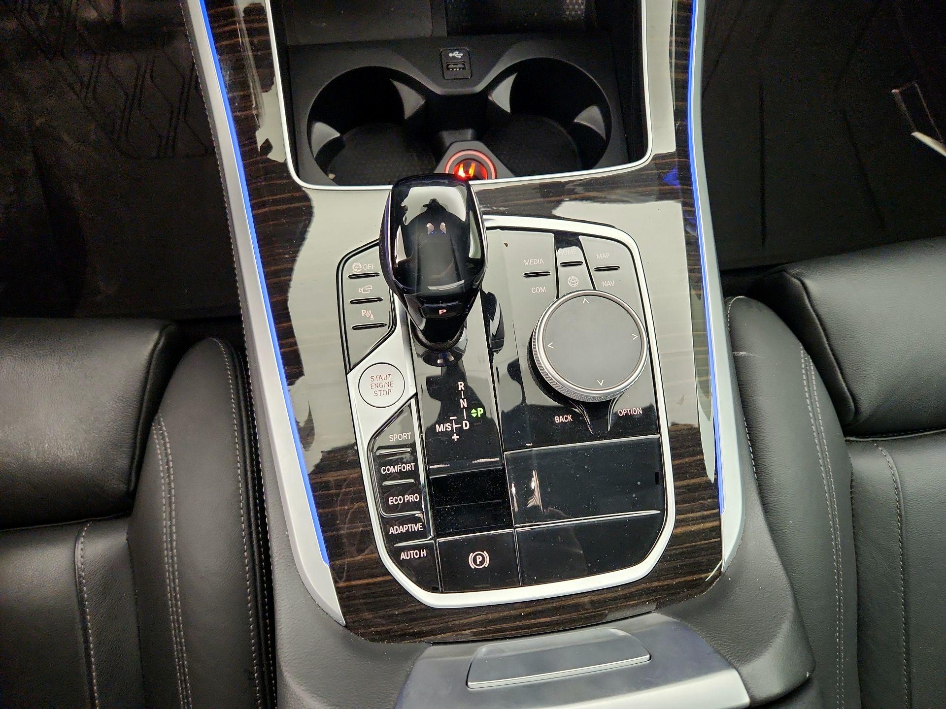 Thumbnail: 2021 BMW X5 - 18