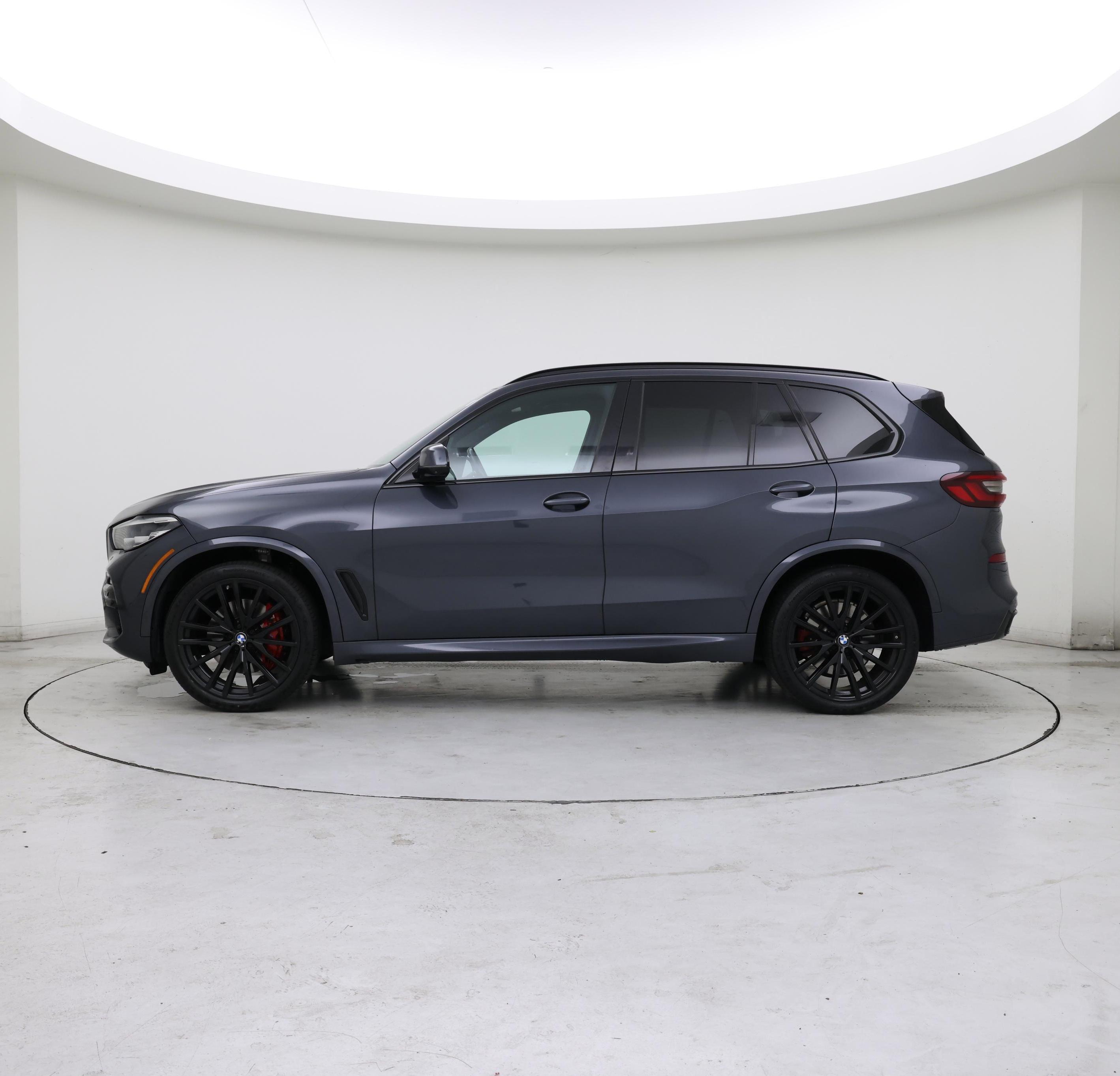 Thumbnail: 2021 BMW X5 - 3