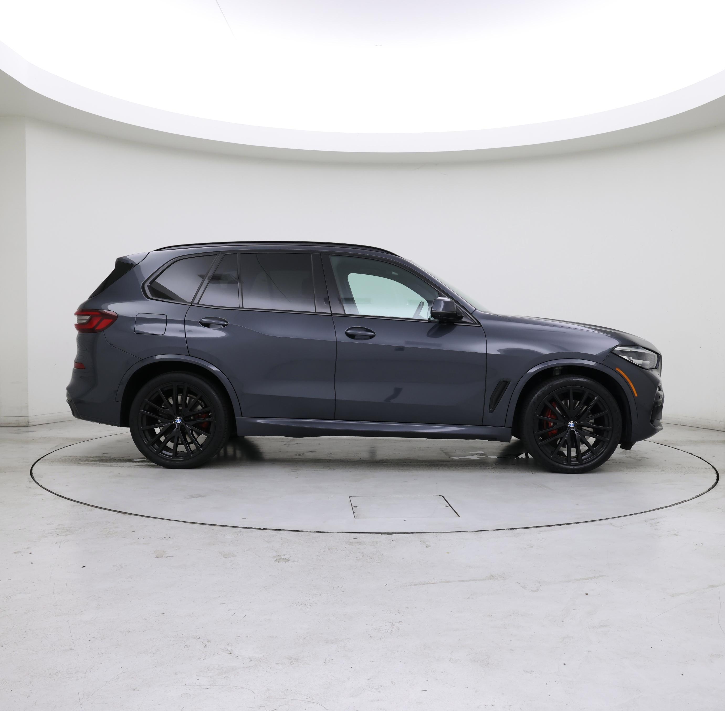 Thumbnail: 2021 BMW X5 - 7
