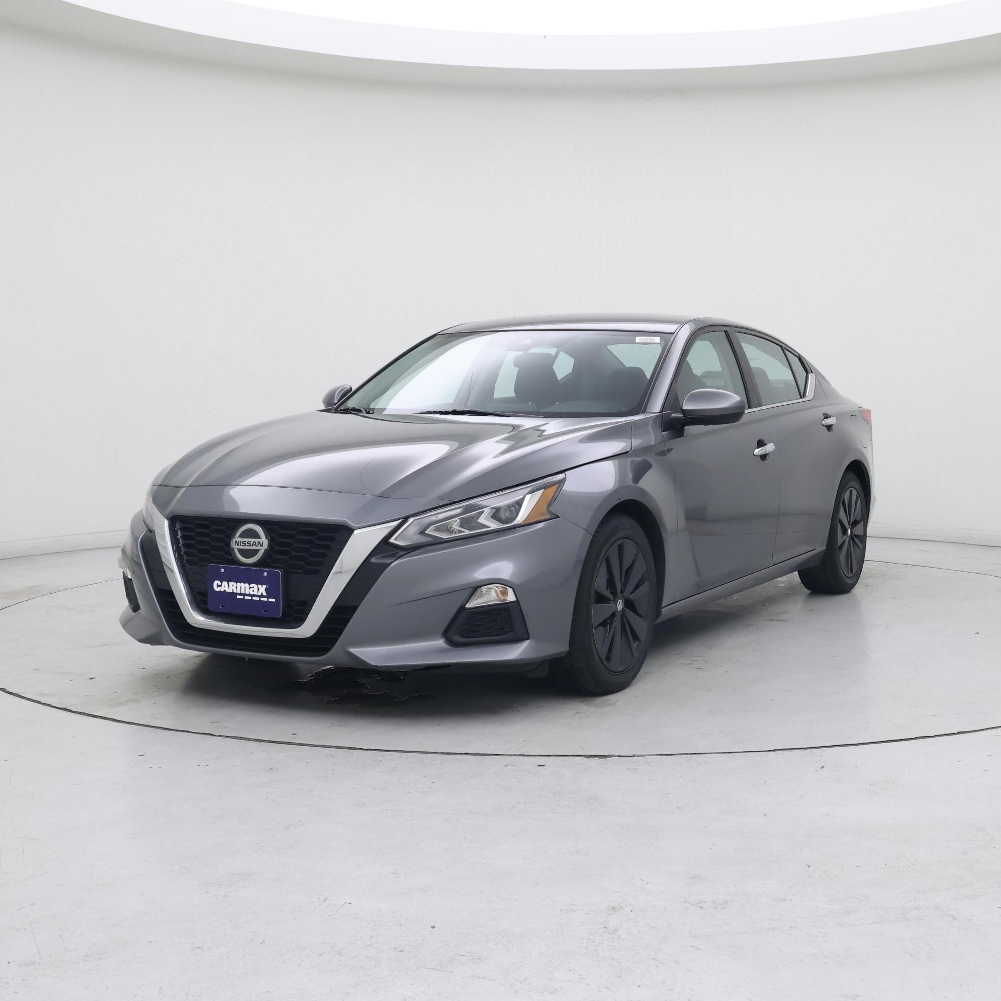 Thumbnail: 2022 Nissan Altima - 4