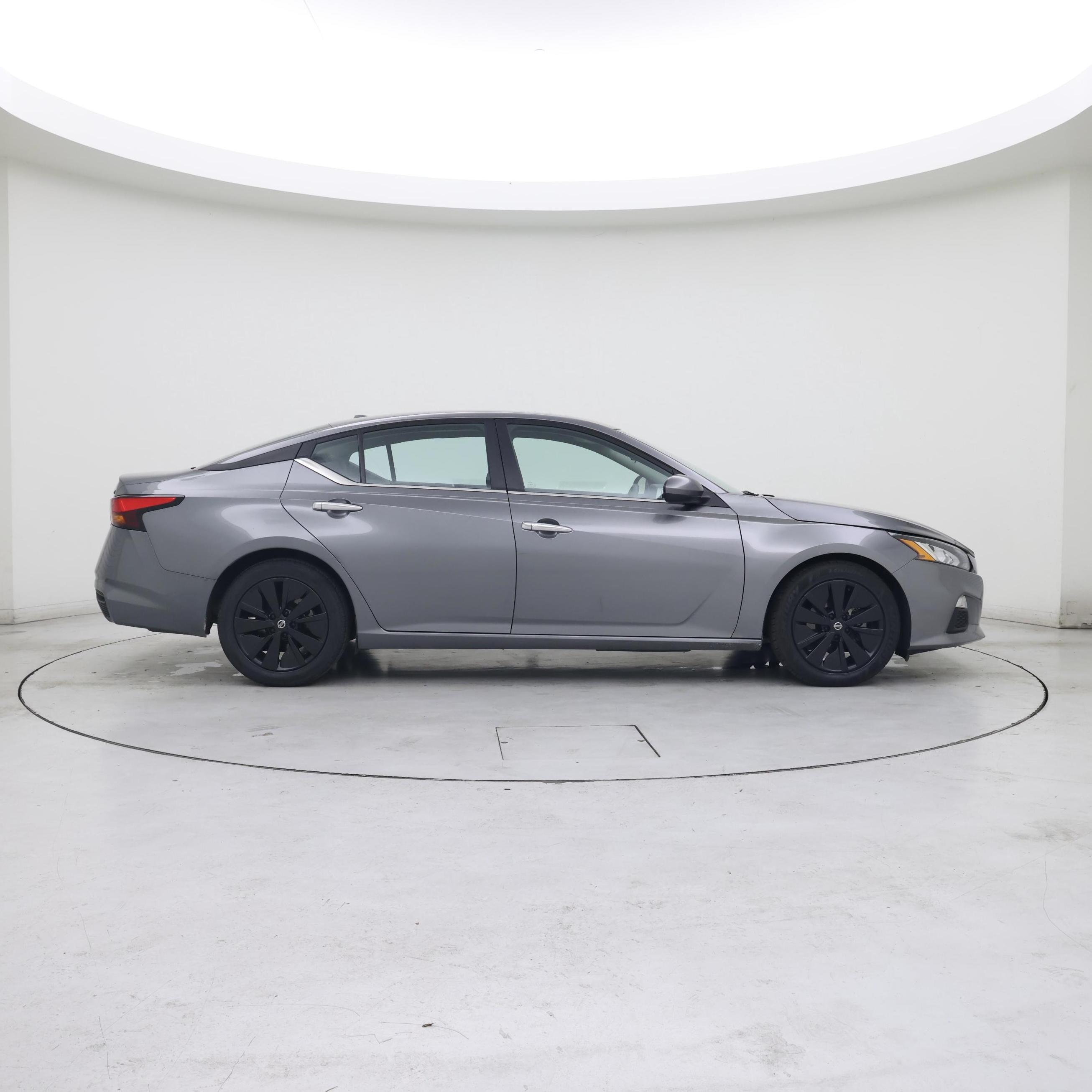 Thumbnail: 2022 Nissan Altima - 7