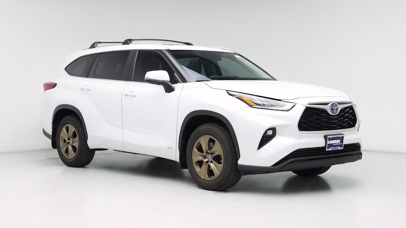 2023 Toyota Highlander XLE Hero Image